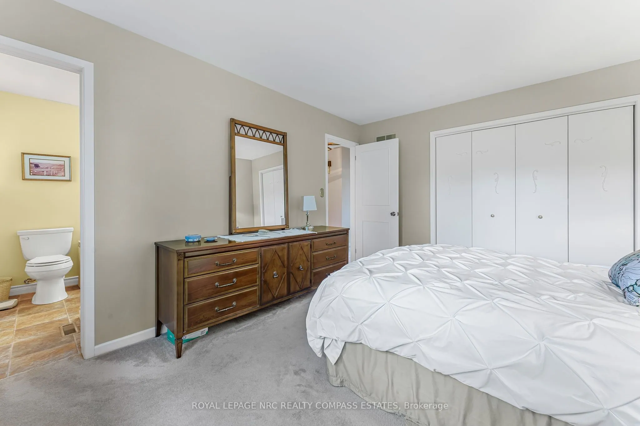 2 Southgate Circle