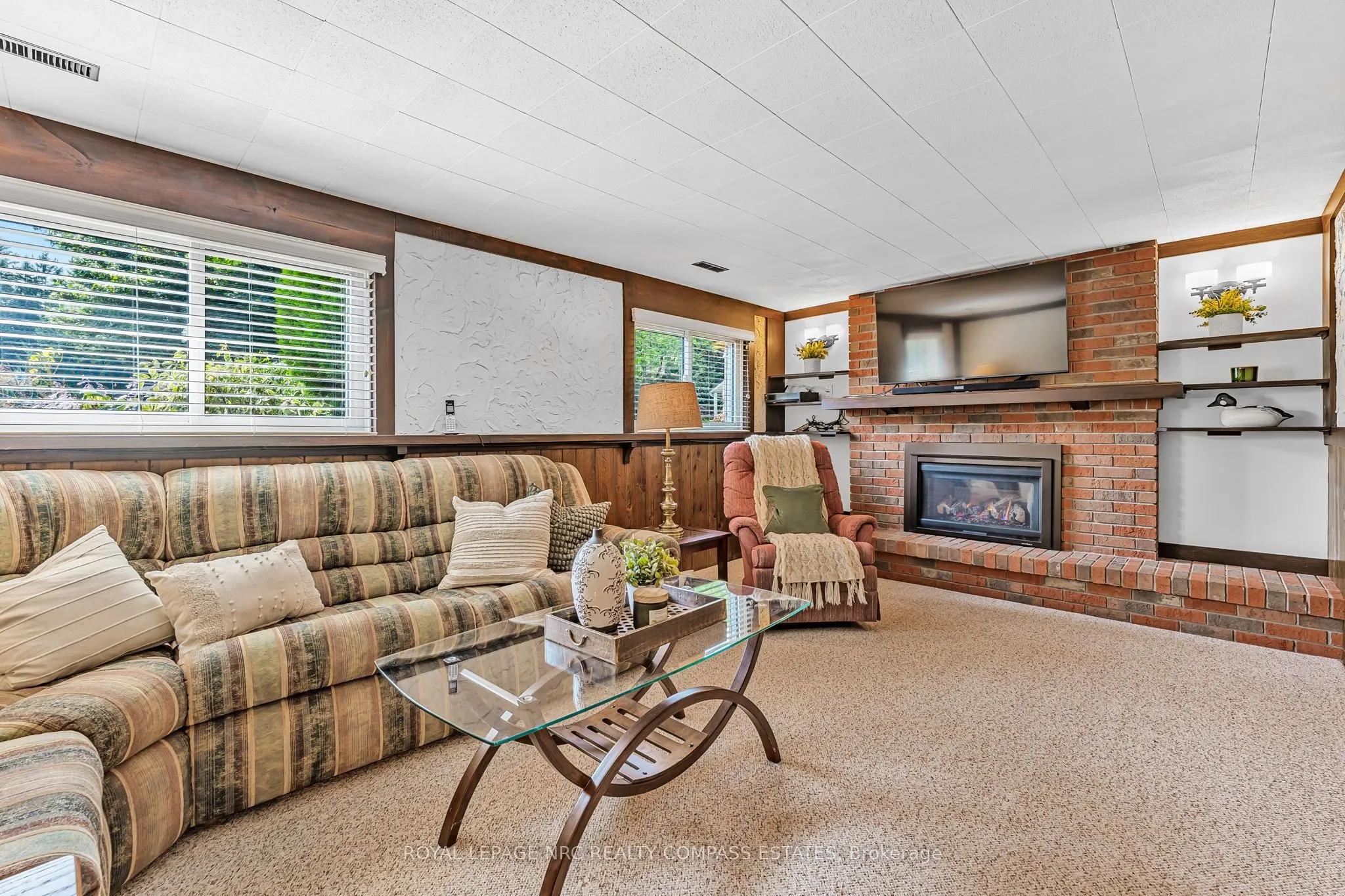 2 Southgate Circle