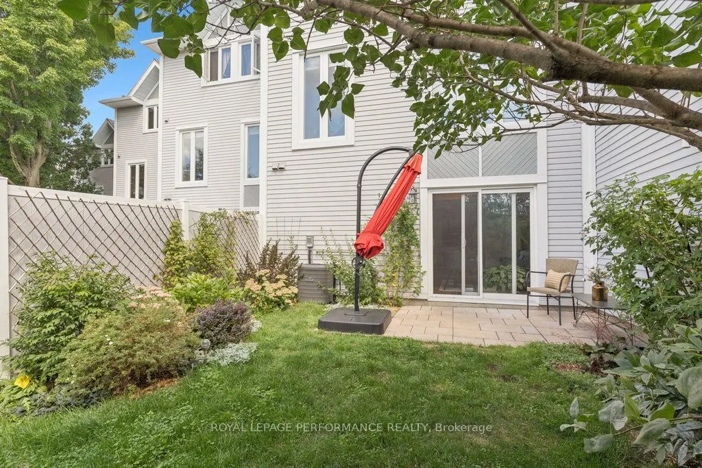 5 Forsyth Lane, #3
