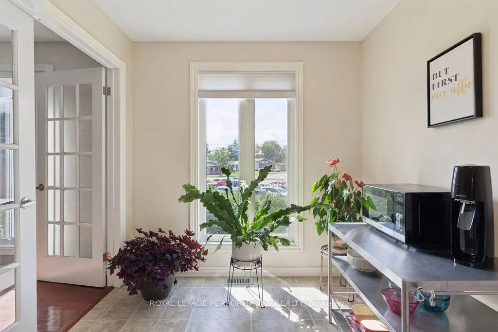 5 Forsyth Lane, #3