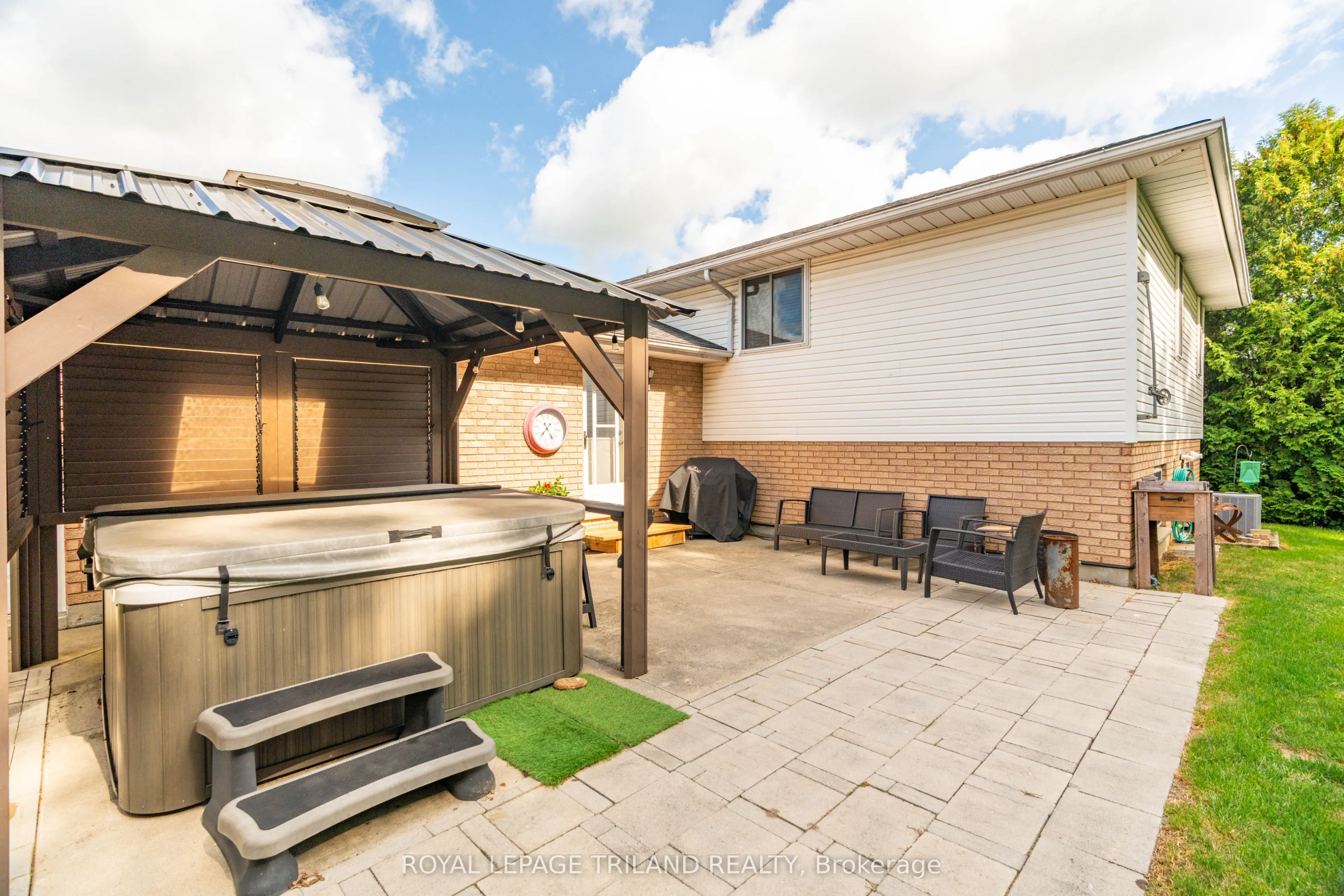 107 MCKELLAR Street