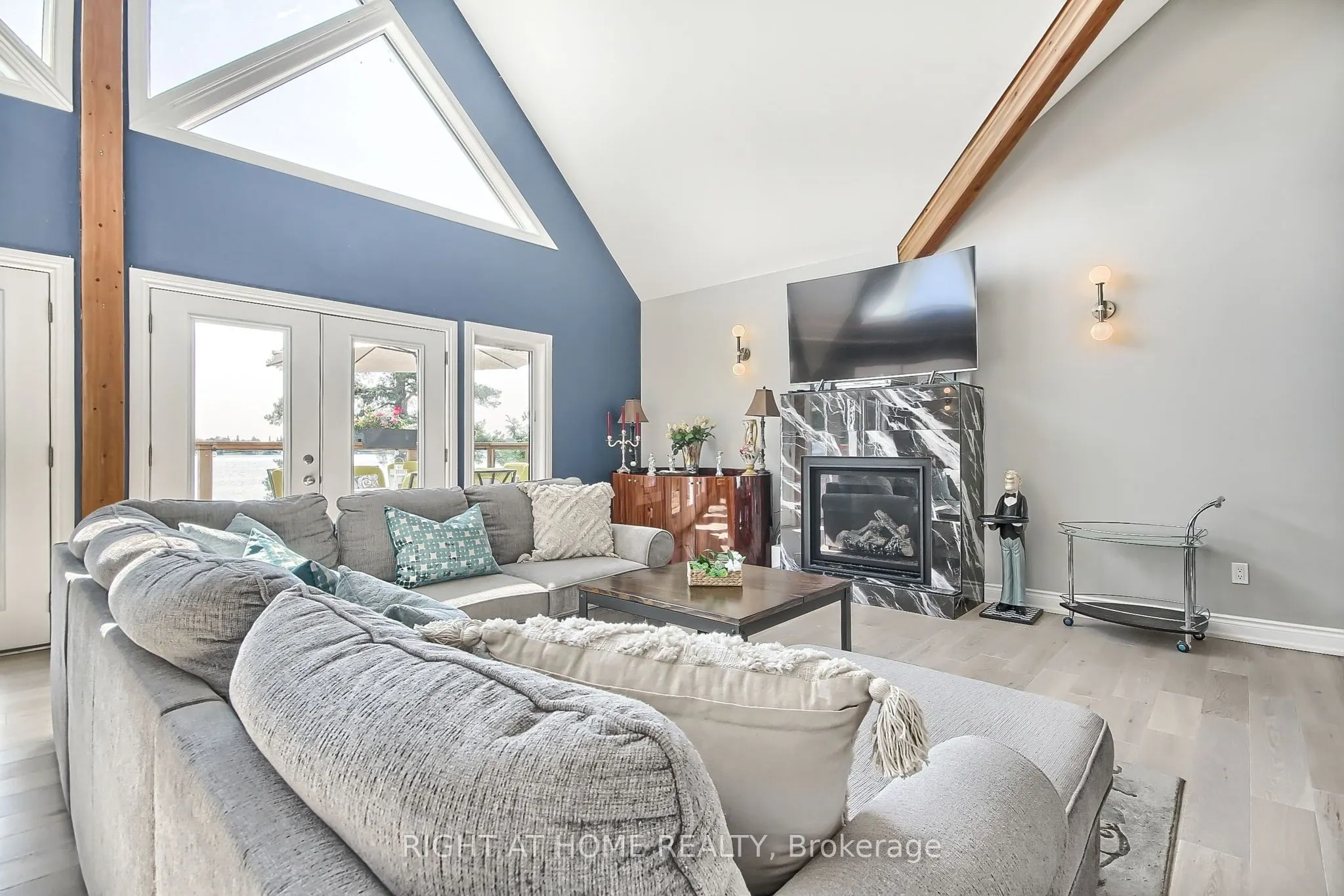 26 Beach Road