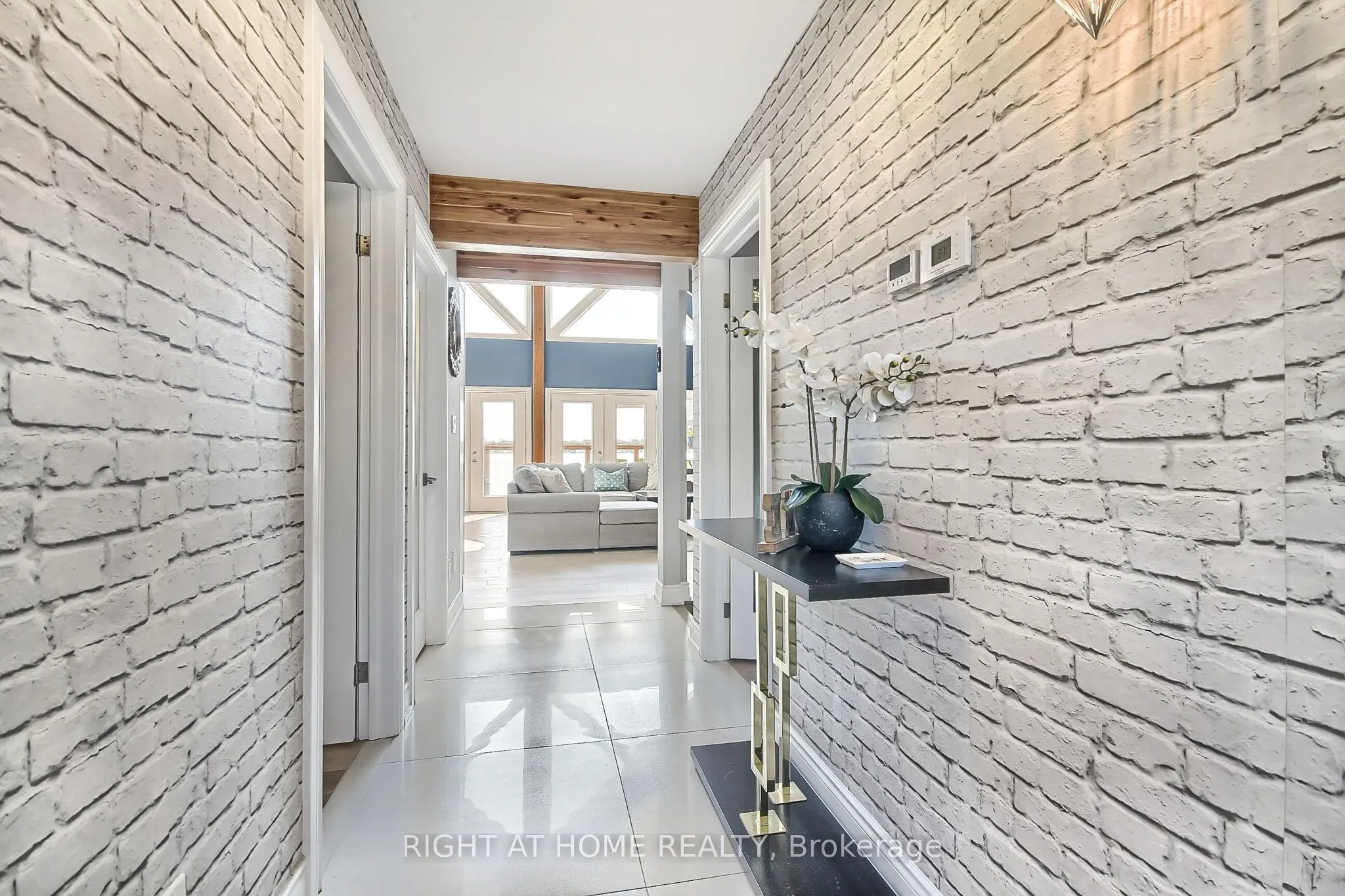 26 Beach Road