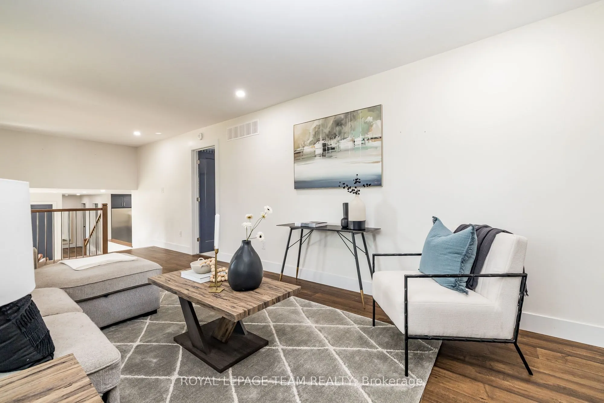 206 River View Lane