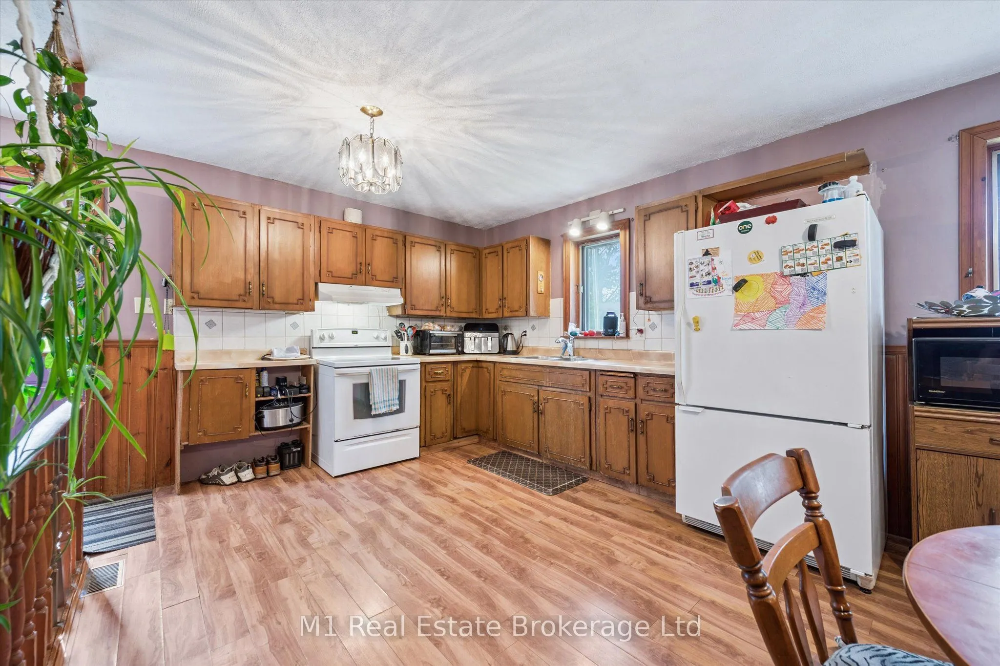 33 19 Side Road