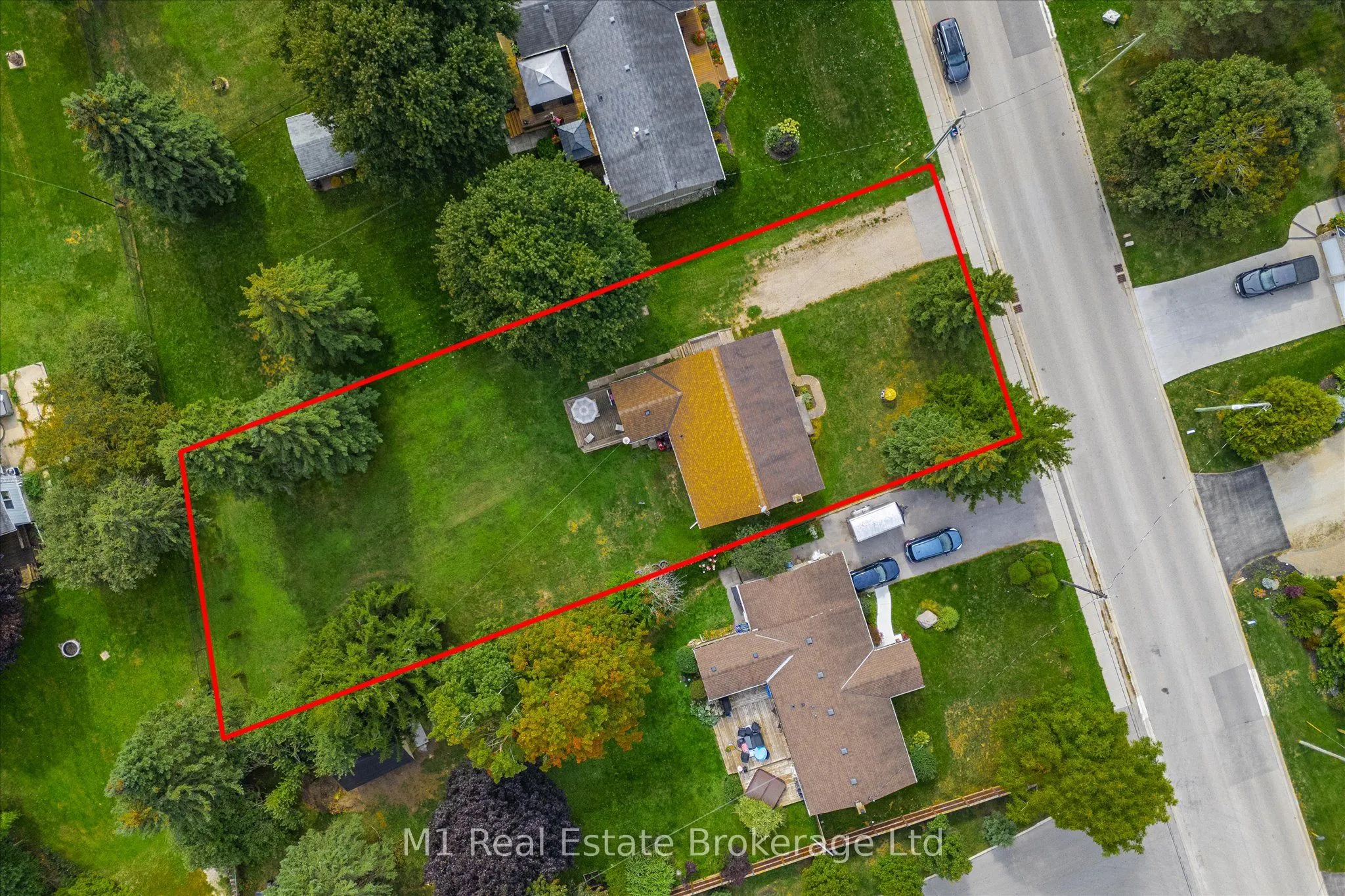 33 19 Side Road