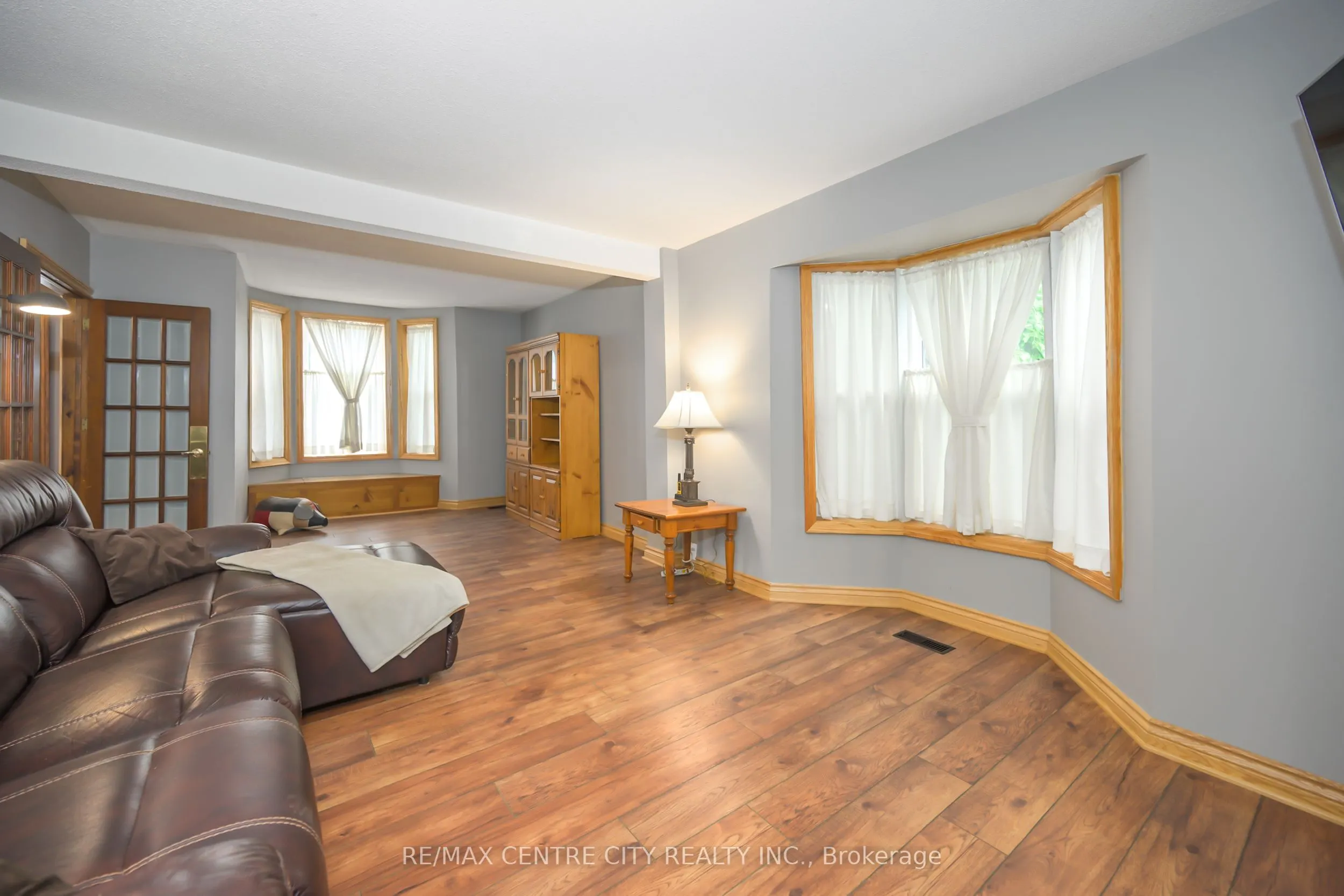 99 Wilson Avenue