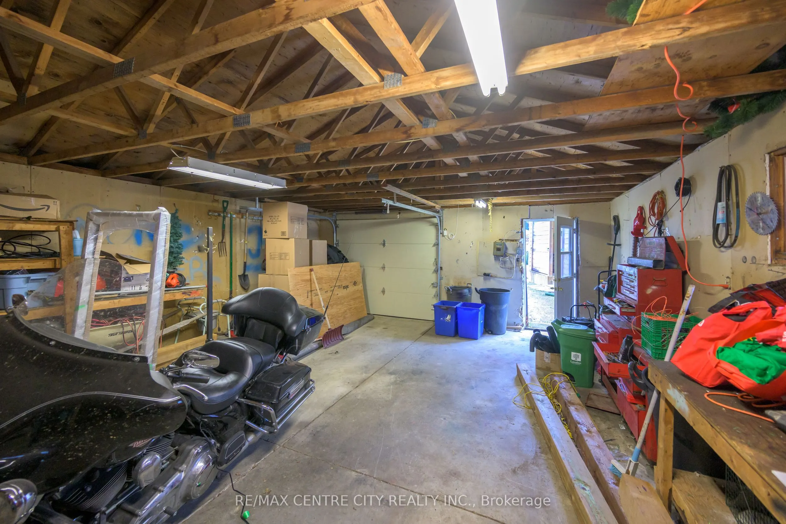 99 Wilson Avenue