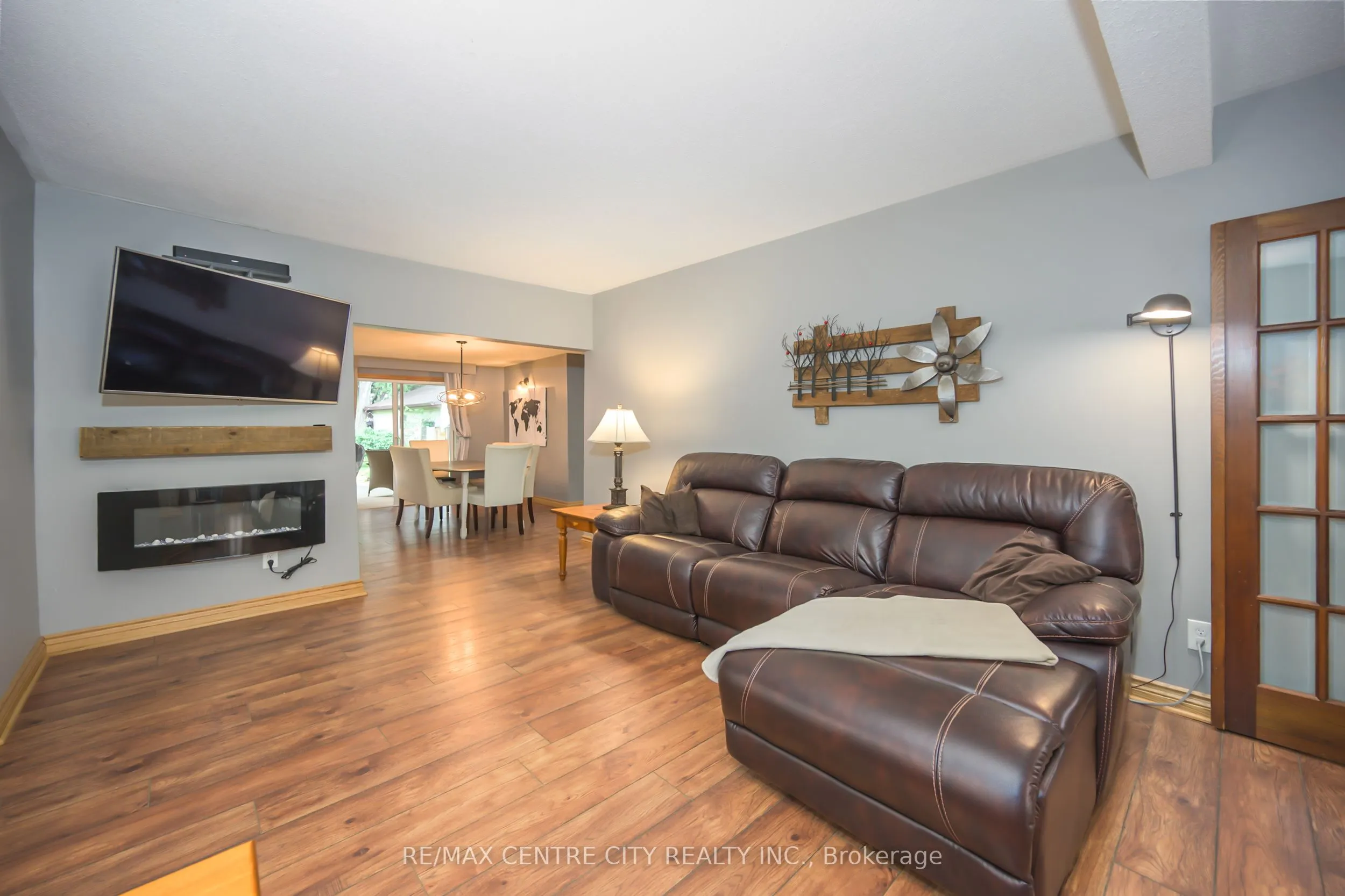 99 Wilson Avenue