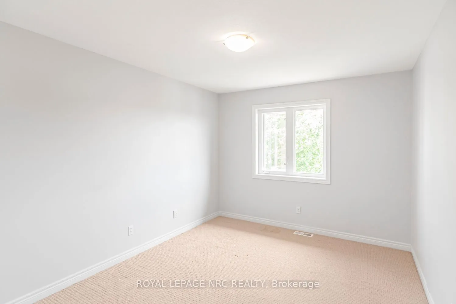 45 Seabreeze Crescent, #22