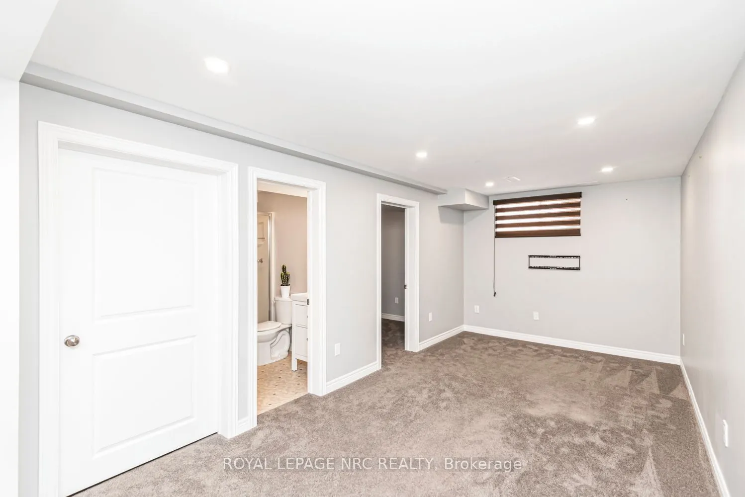 45 Seabreeze Crescent, #22