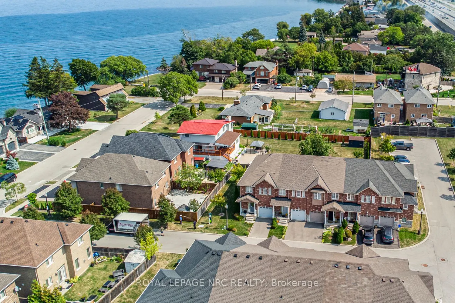 45 Seabreeze Crescent, #22