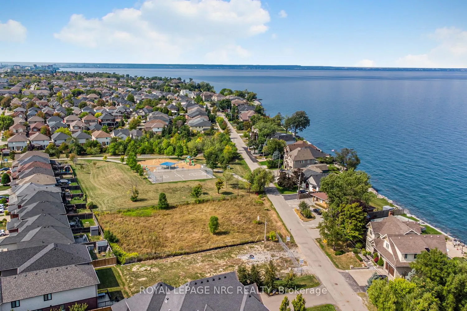 45 Seabreeze Crescent, #22
