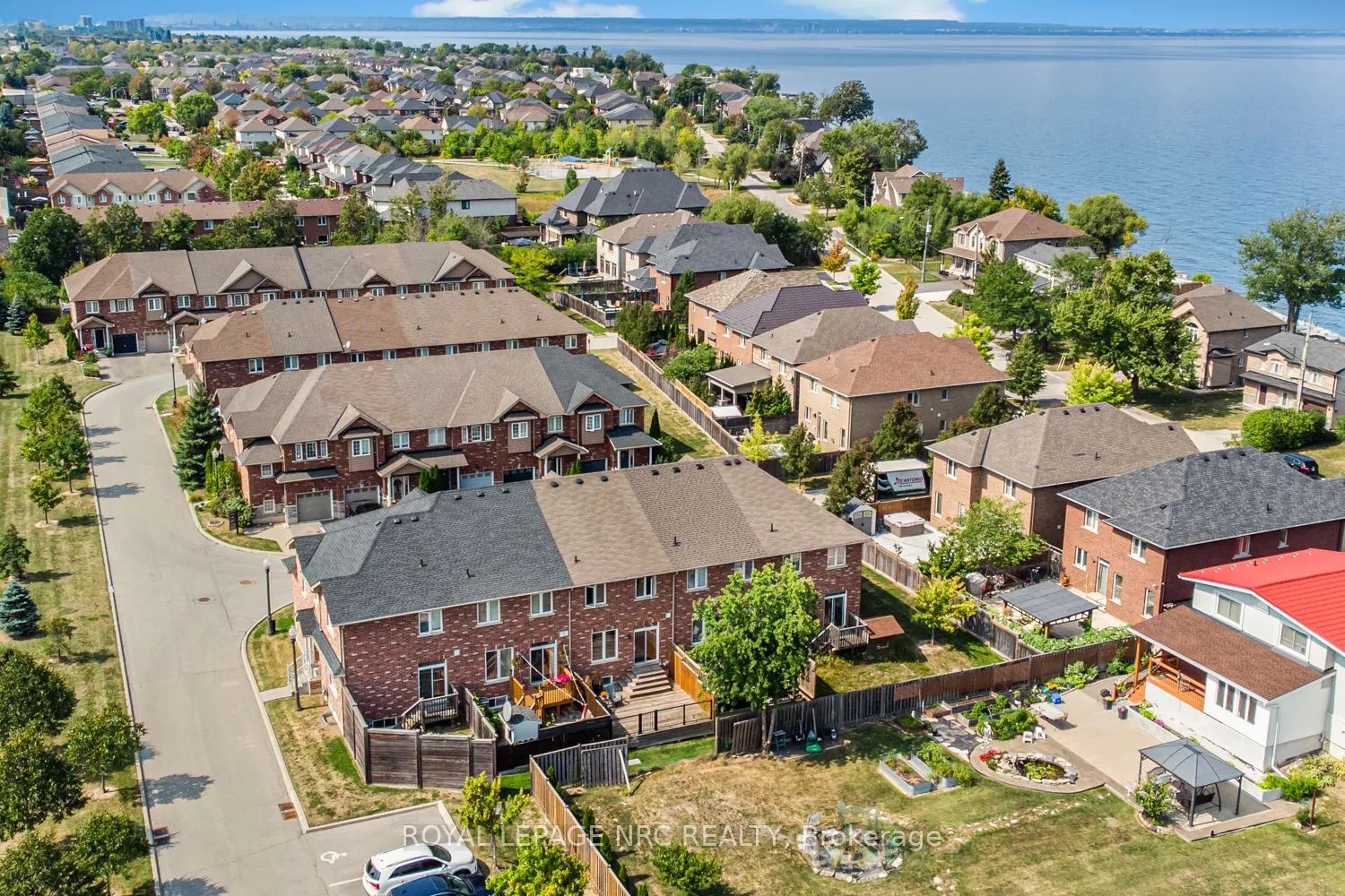 45 Seabreeze Crescent, #22