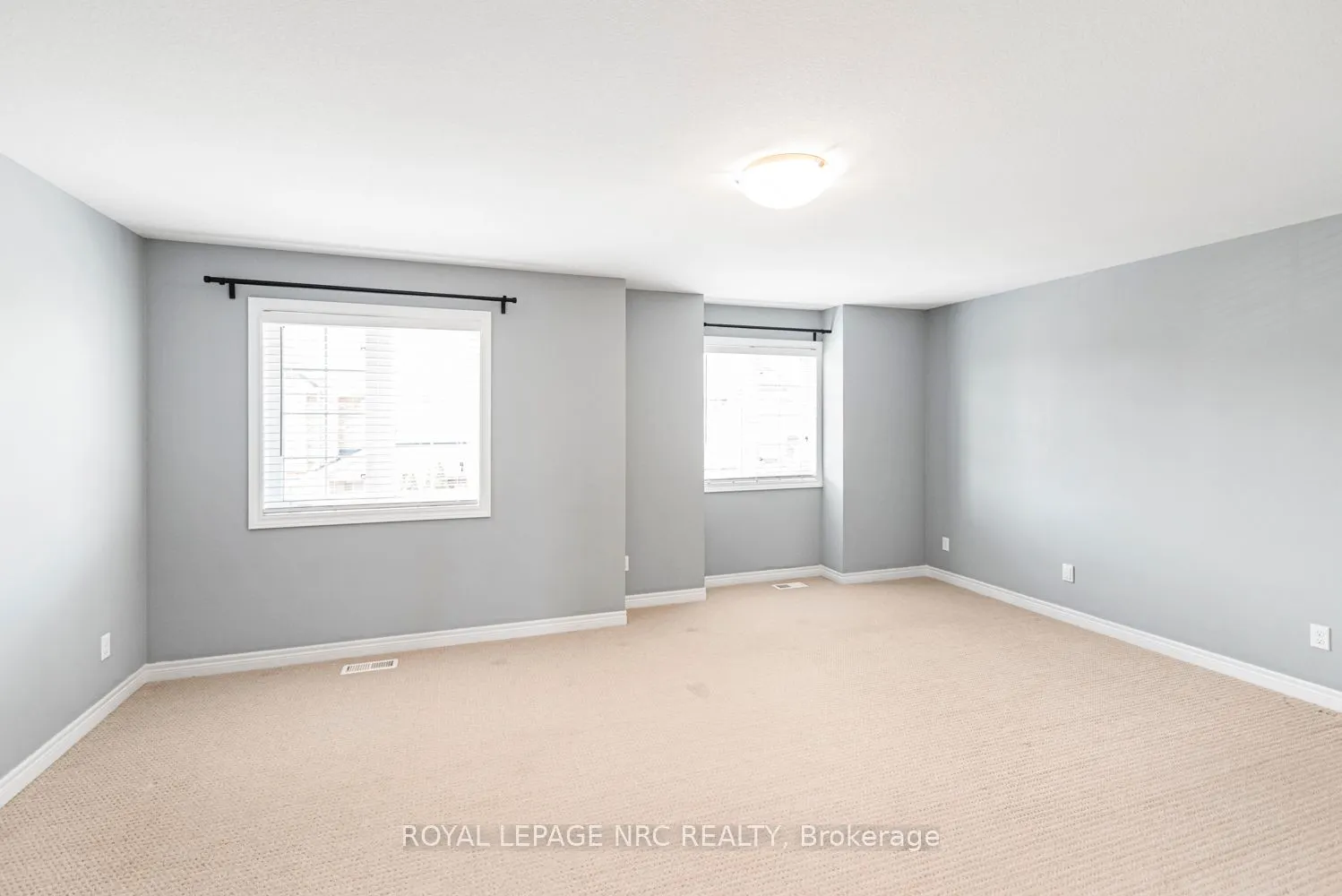 45 Seabreeze Crescent, #22