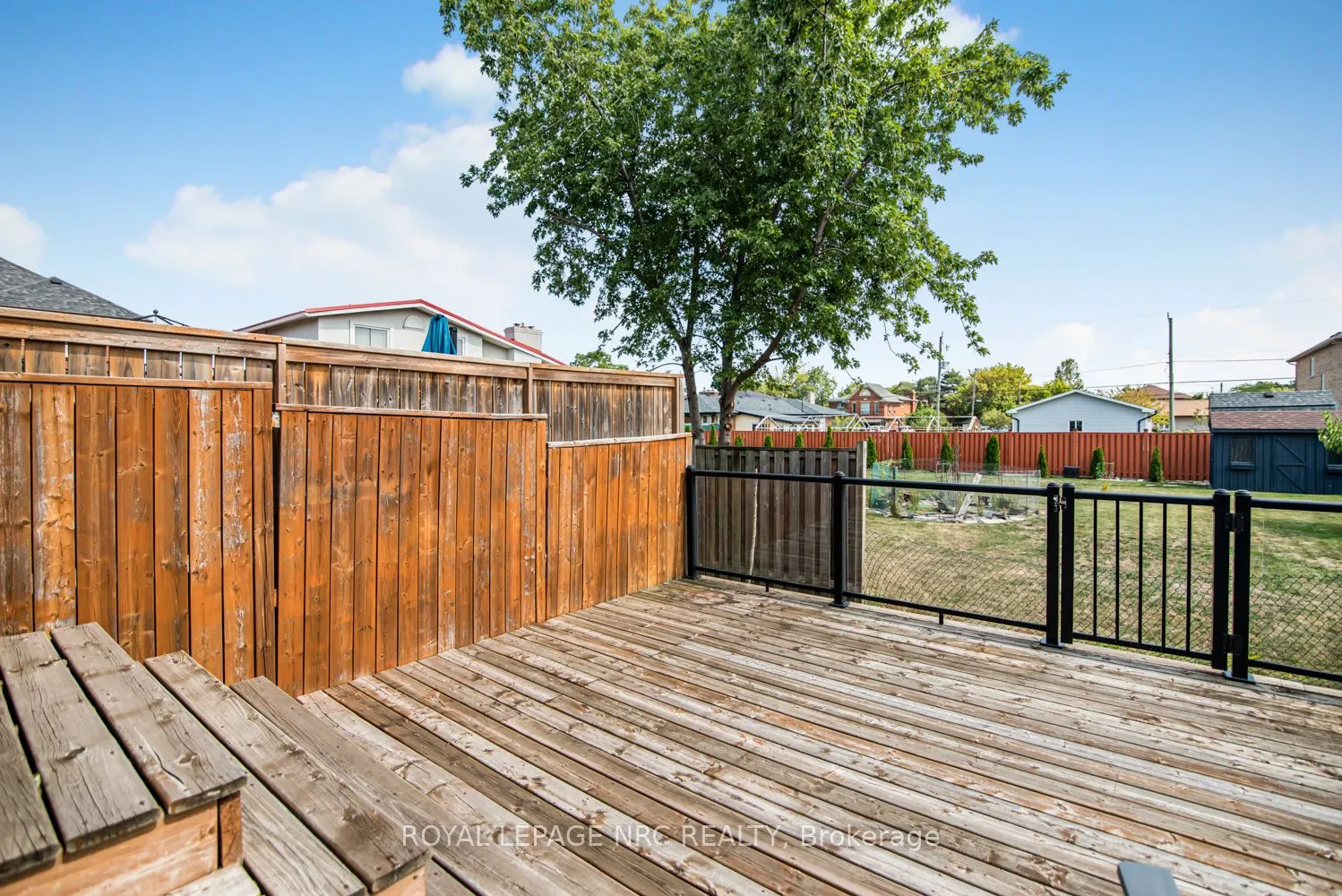 45 Seabreeze Crescent, #22