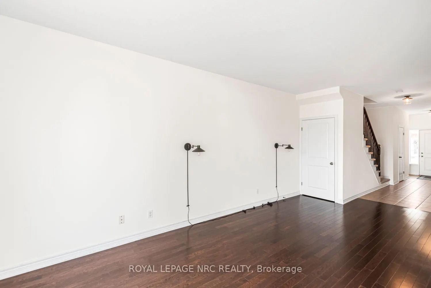 45 Seabreeze Crescent, #22