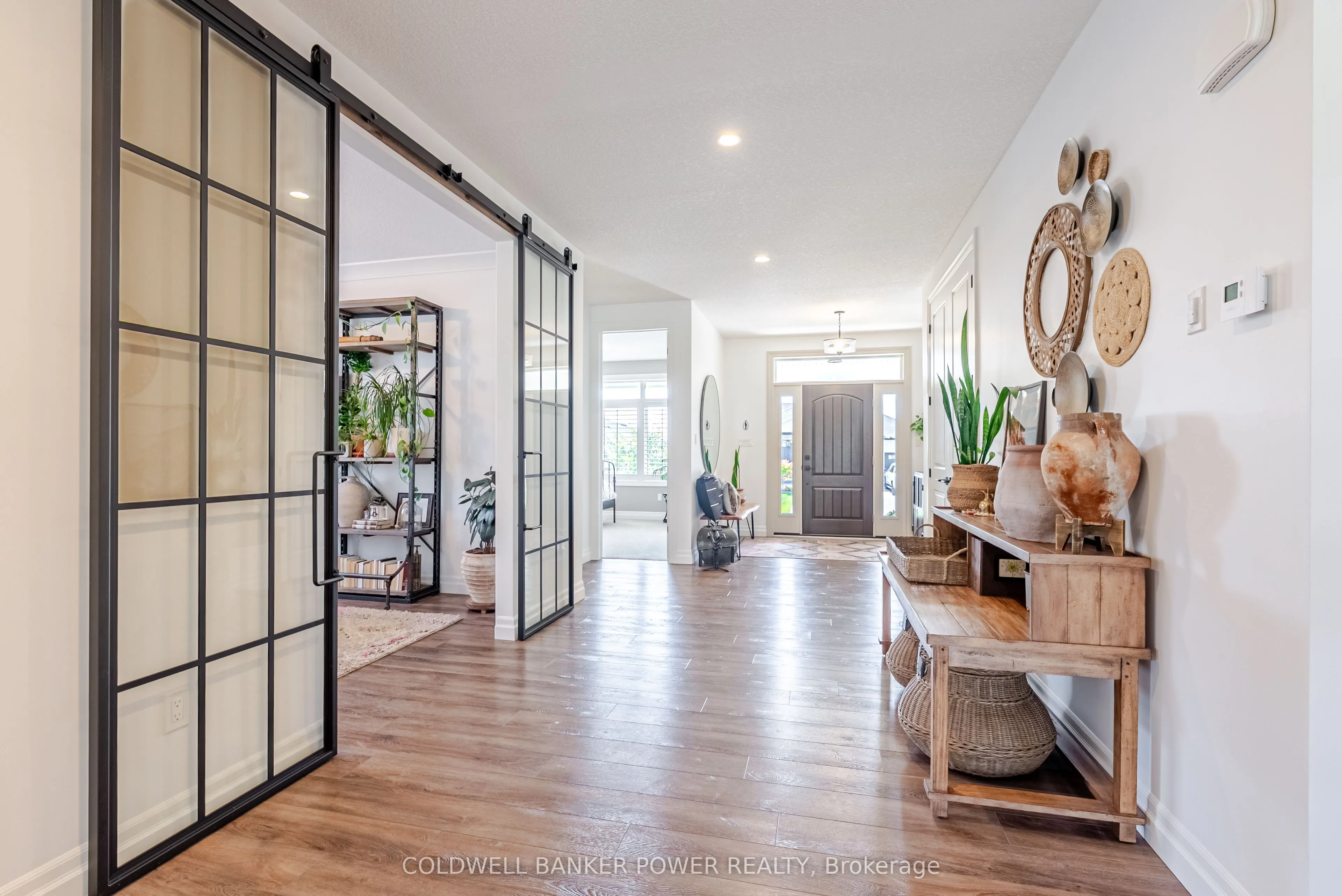 21 Edgeview Crescent
