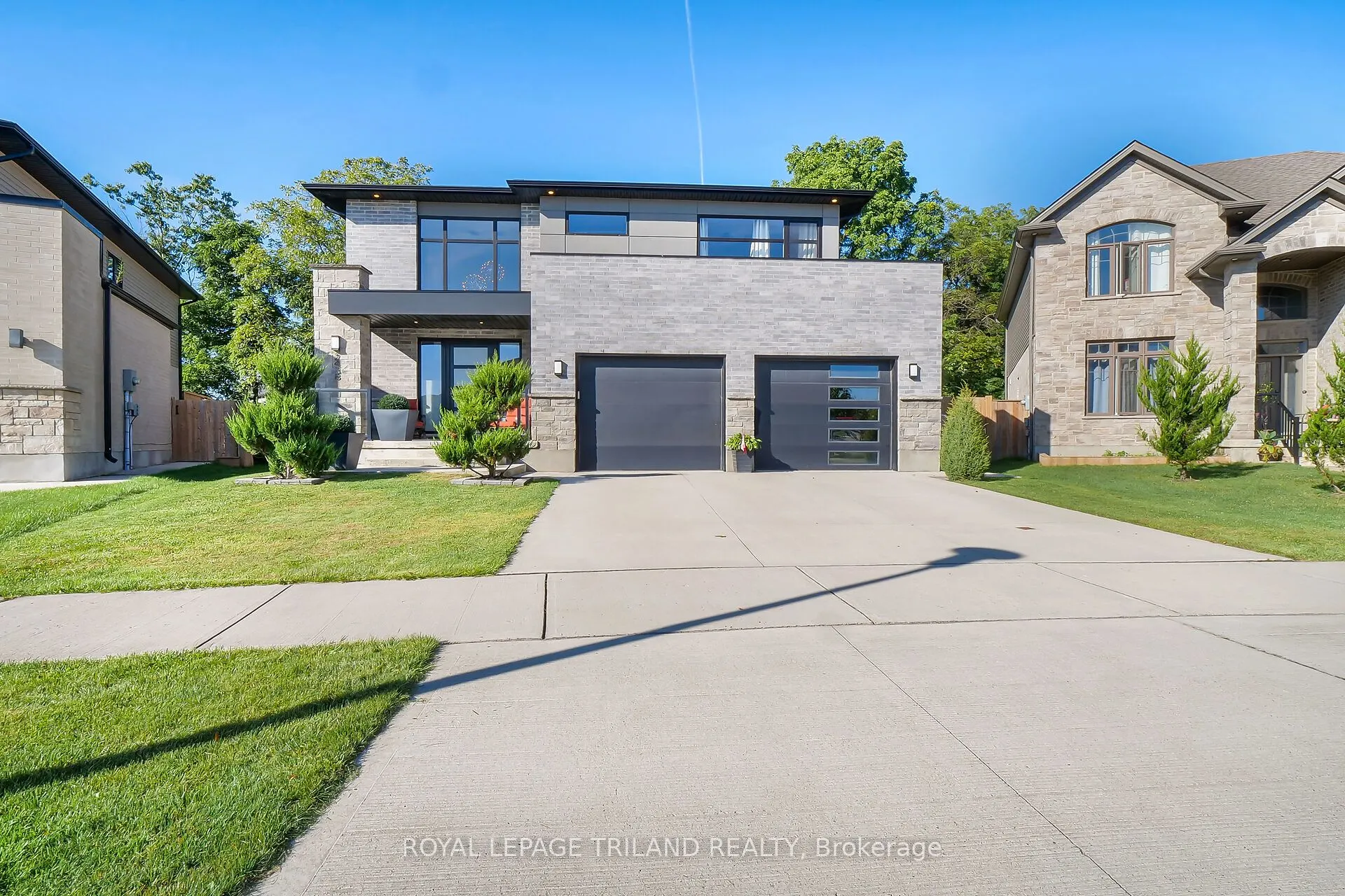 2438 Red Thorne Avenue