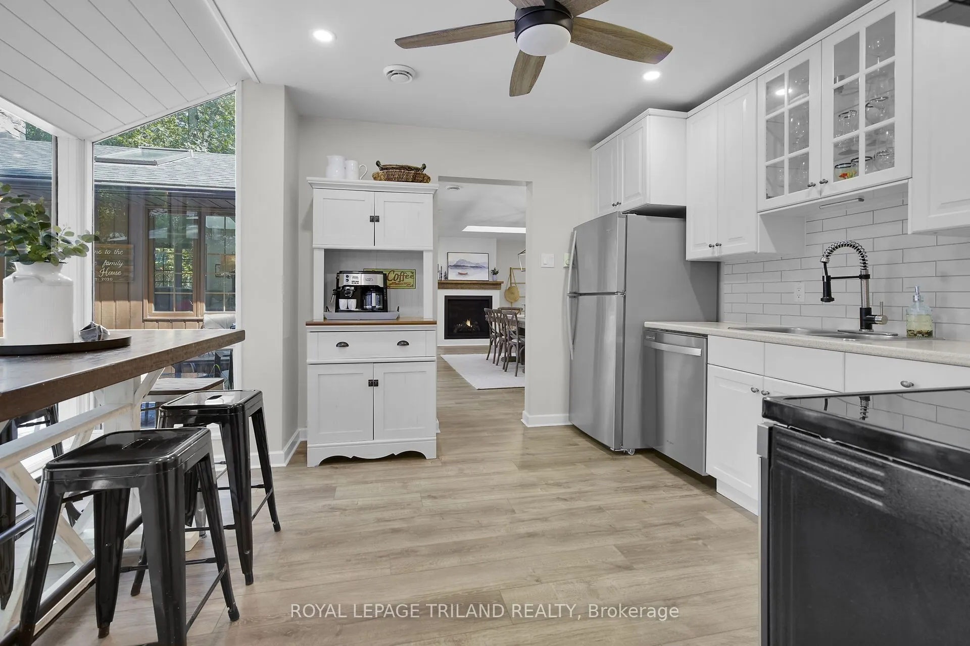 10087 Beaver Dam Crescent