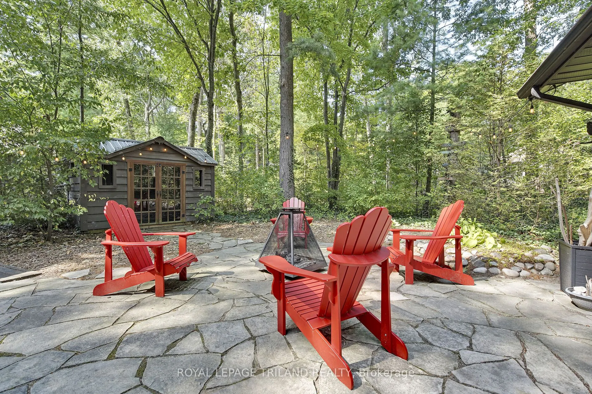 10087 Beaver Dam Crescent