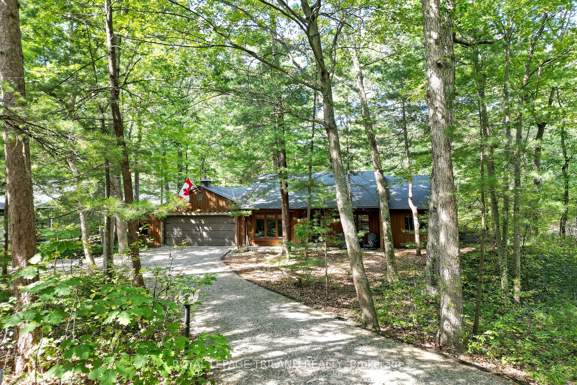 10087 Beaver Dam Crescent