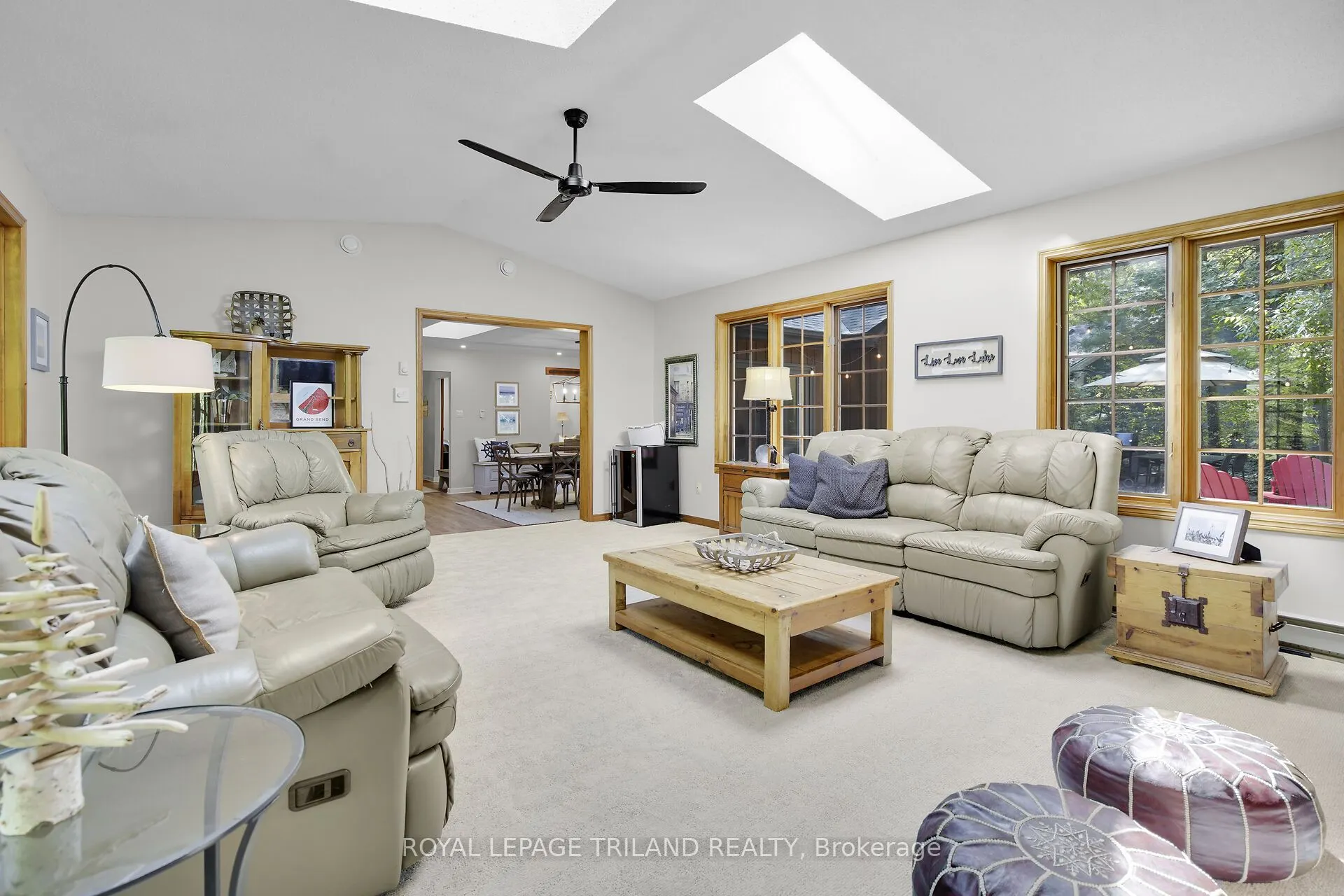 10087 Beaver Dam Crescent