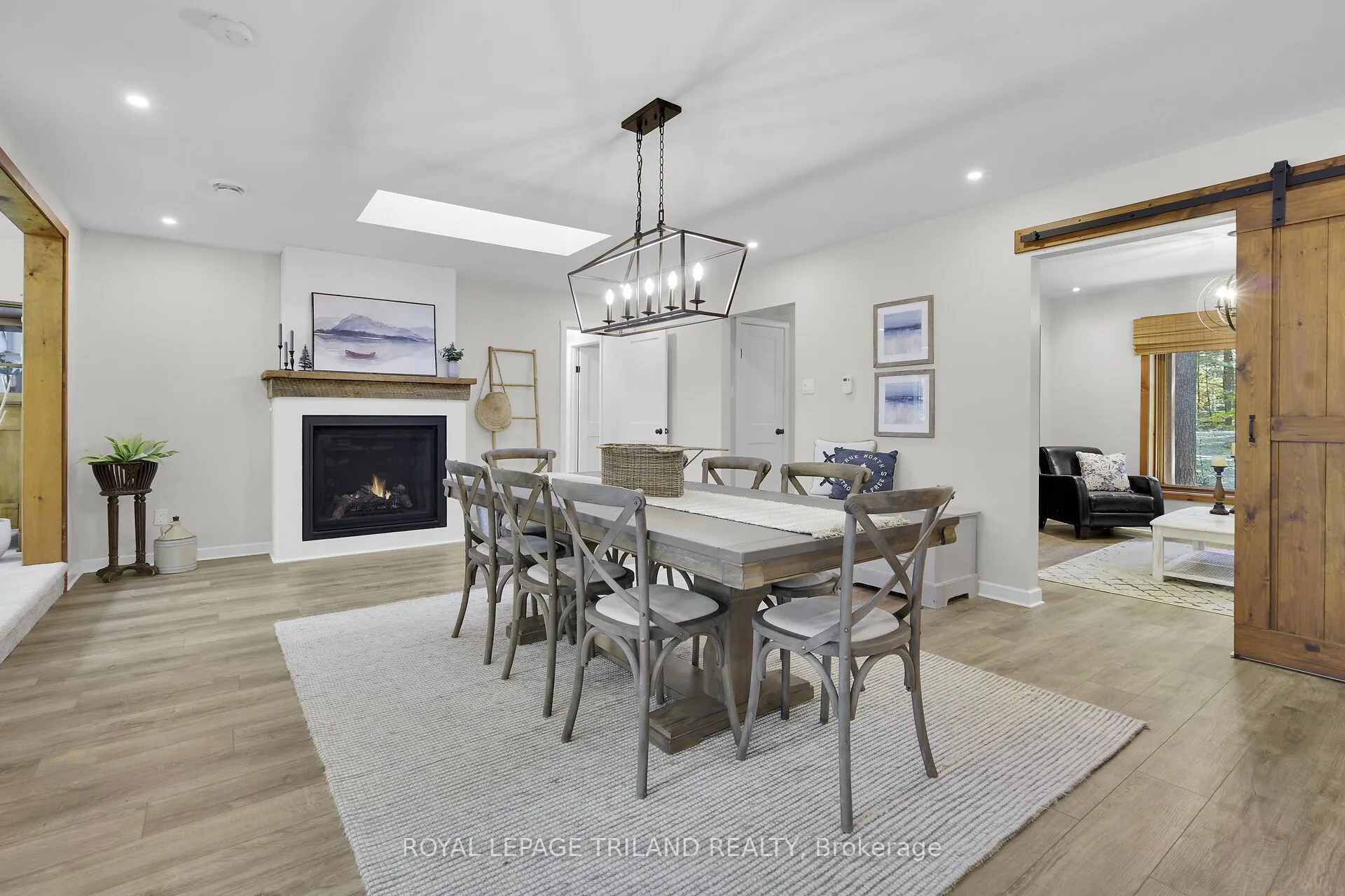 10087 Beaver Dam Crescent