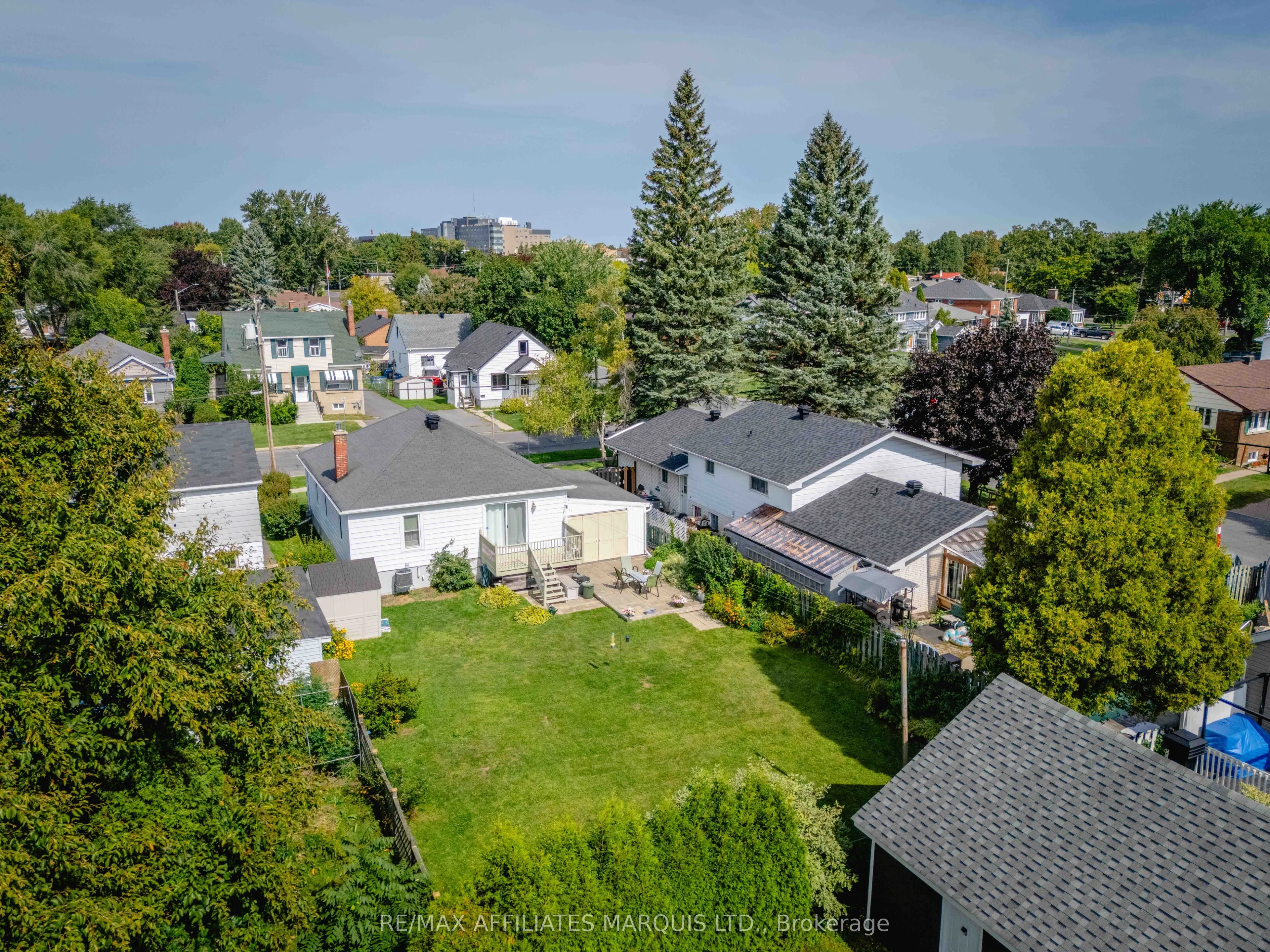 514 Fourth E Street