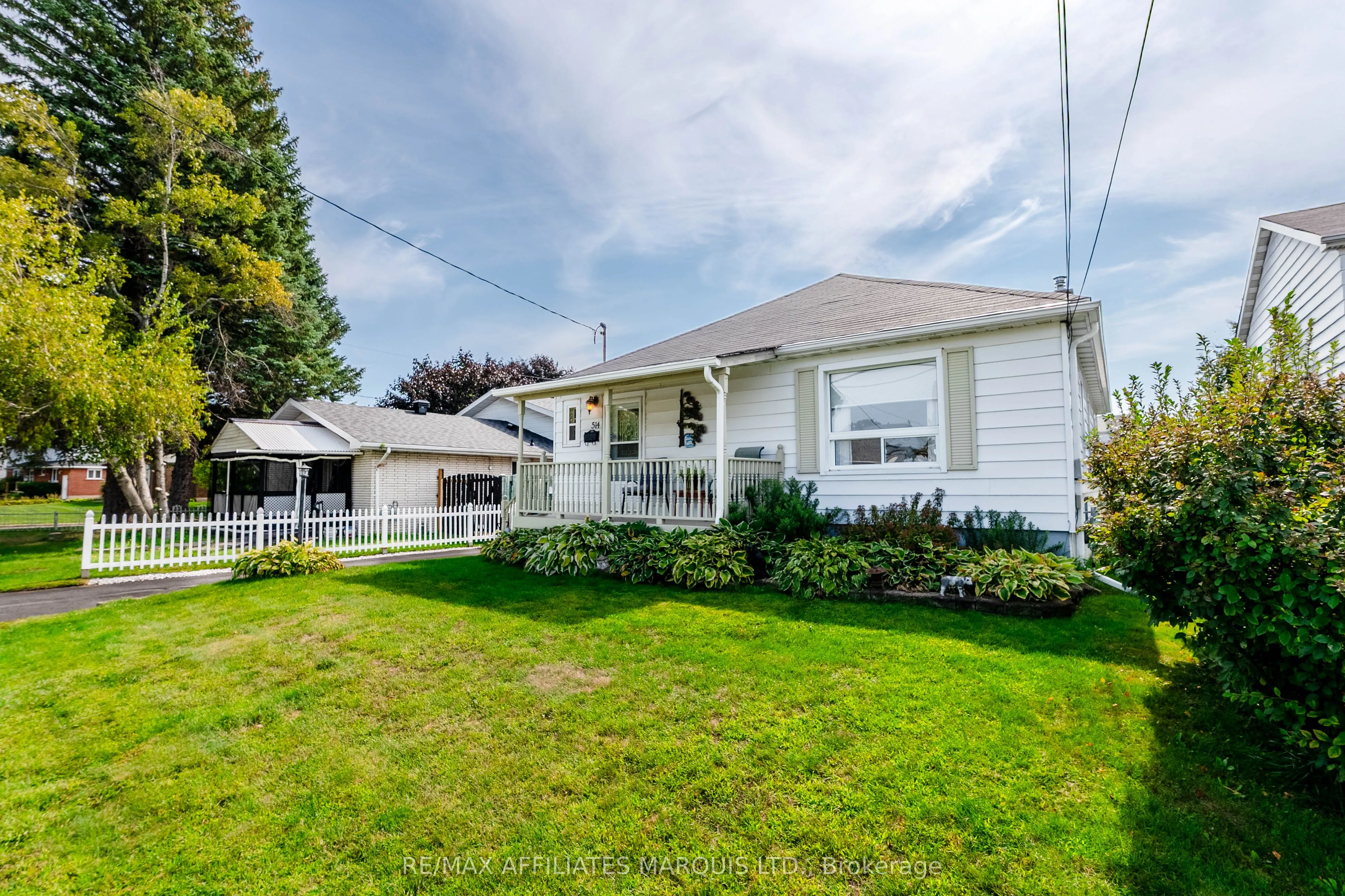 514 Fourth E Street