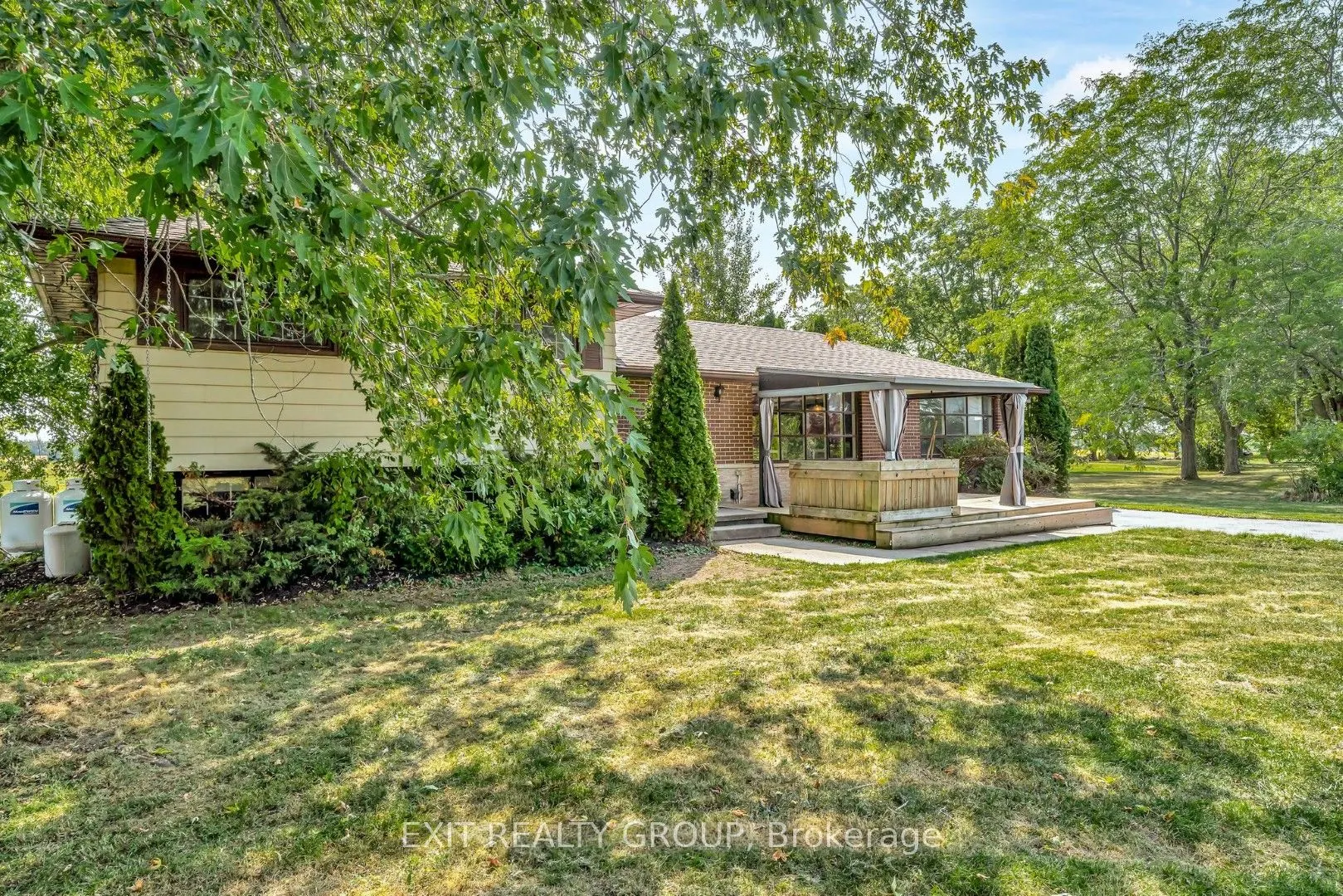 280 Massassauga Road