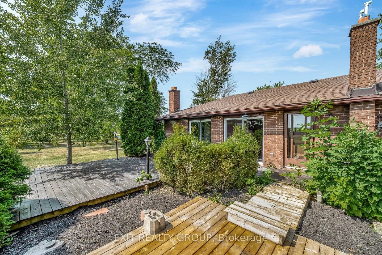 280 Massassauga Road