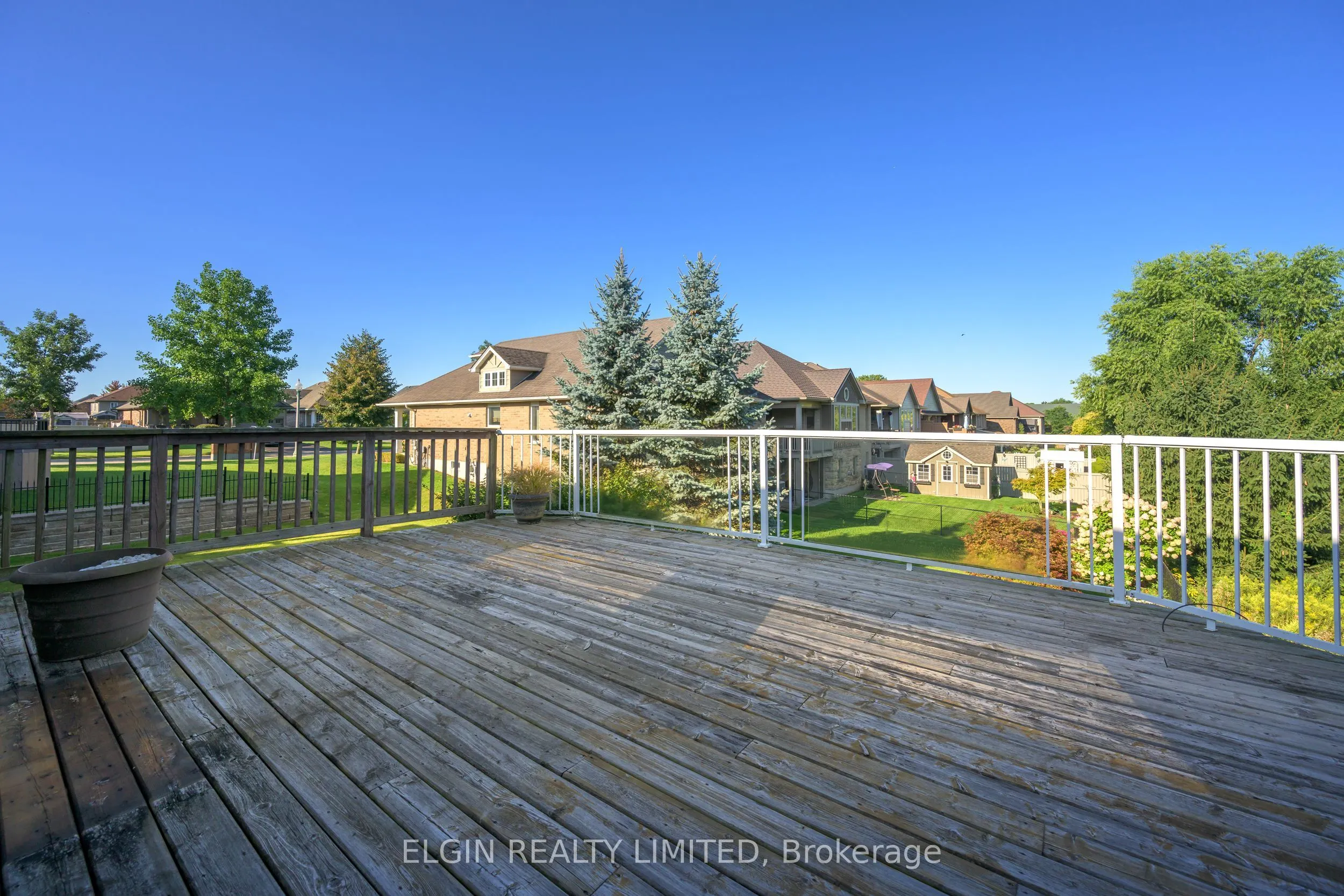 12 PEACH TREE Boulevard