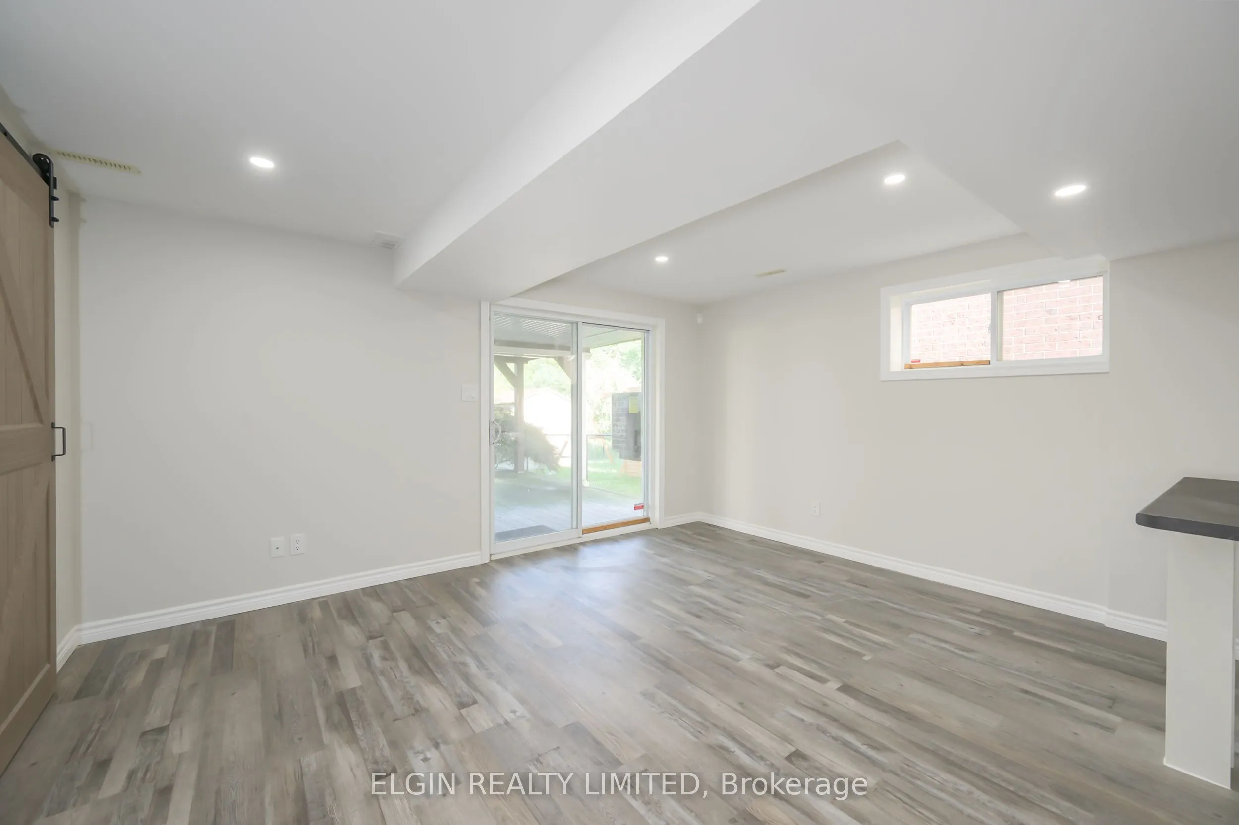 12 PEACH TREE Boulevard