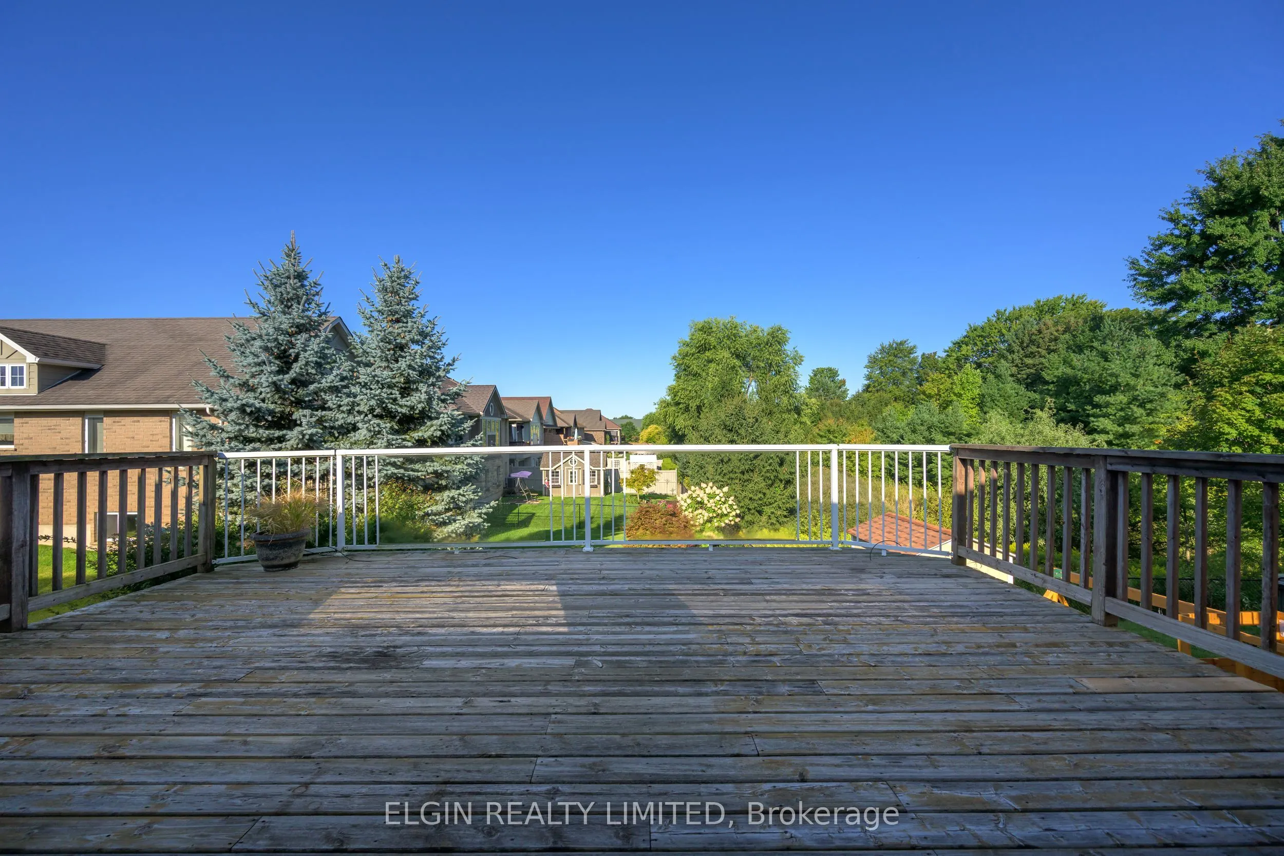 12 PEACH TREE Boulevard