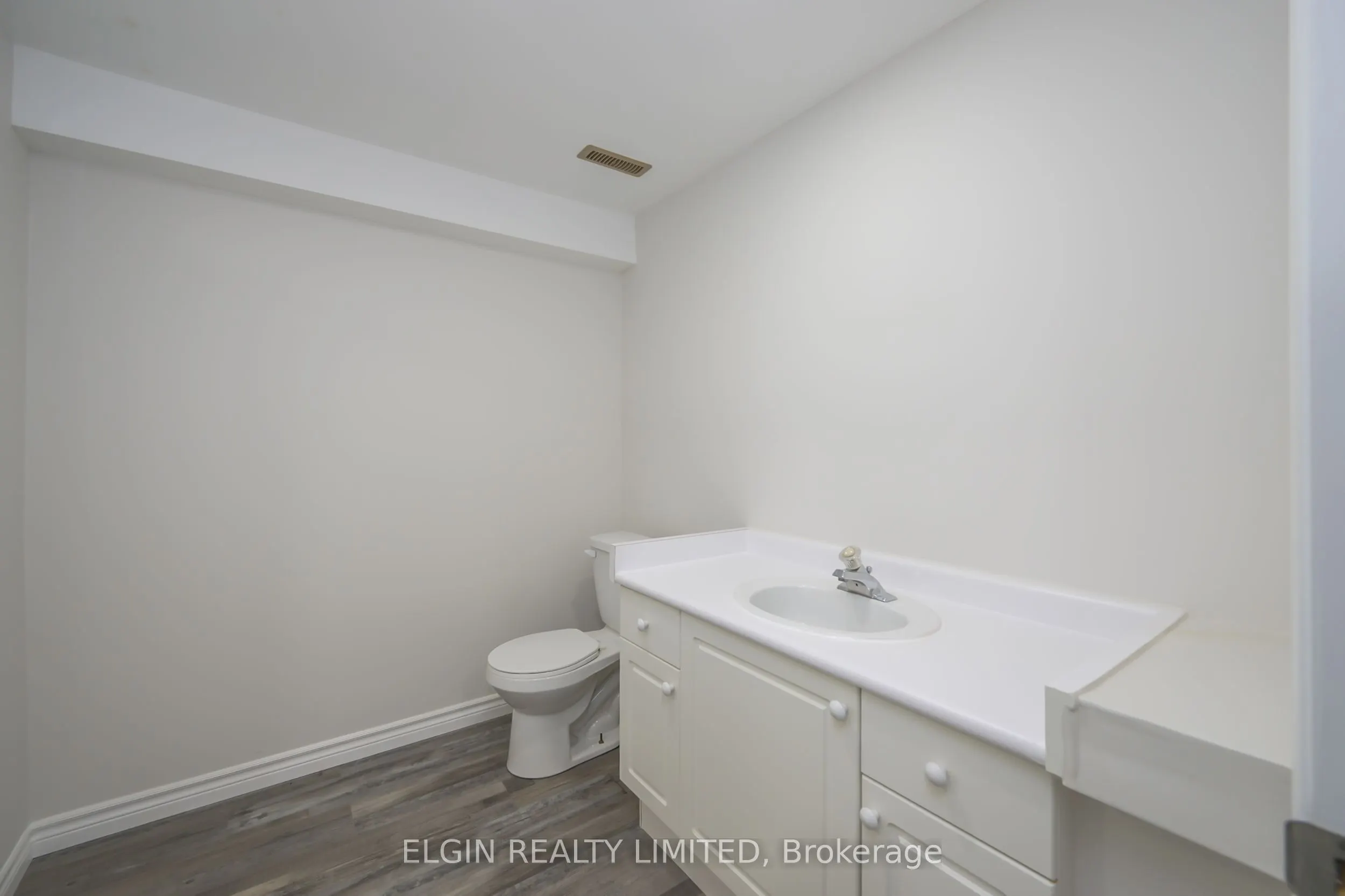 12 PEACH TREE Boulevard
