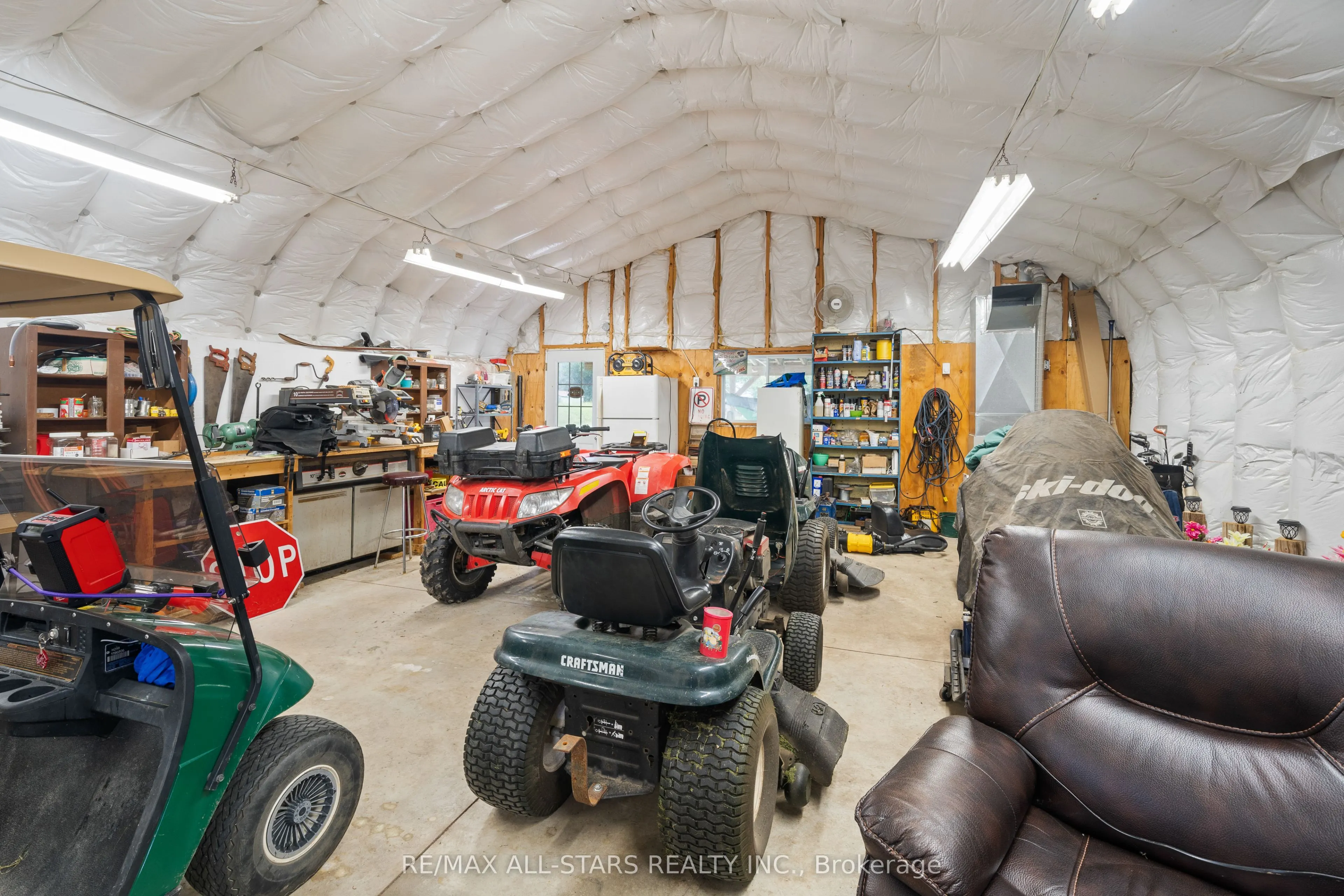 93 Sturgeon Glen Road