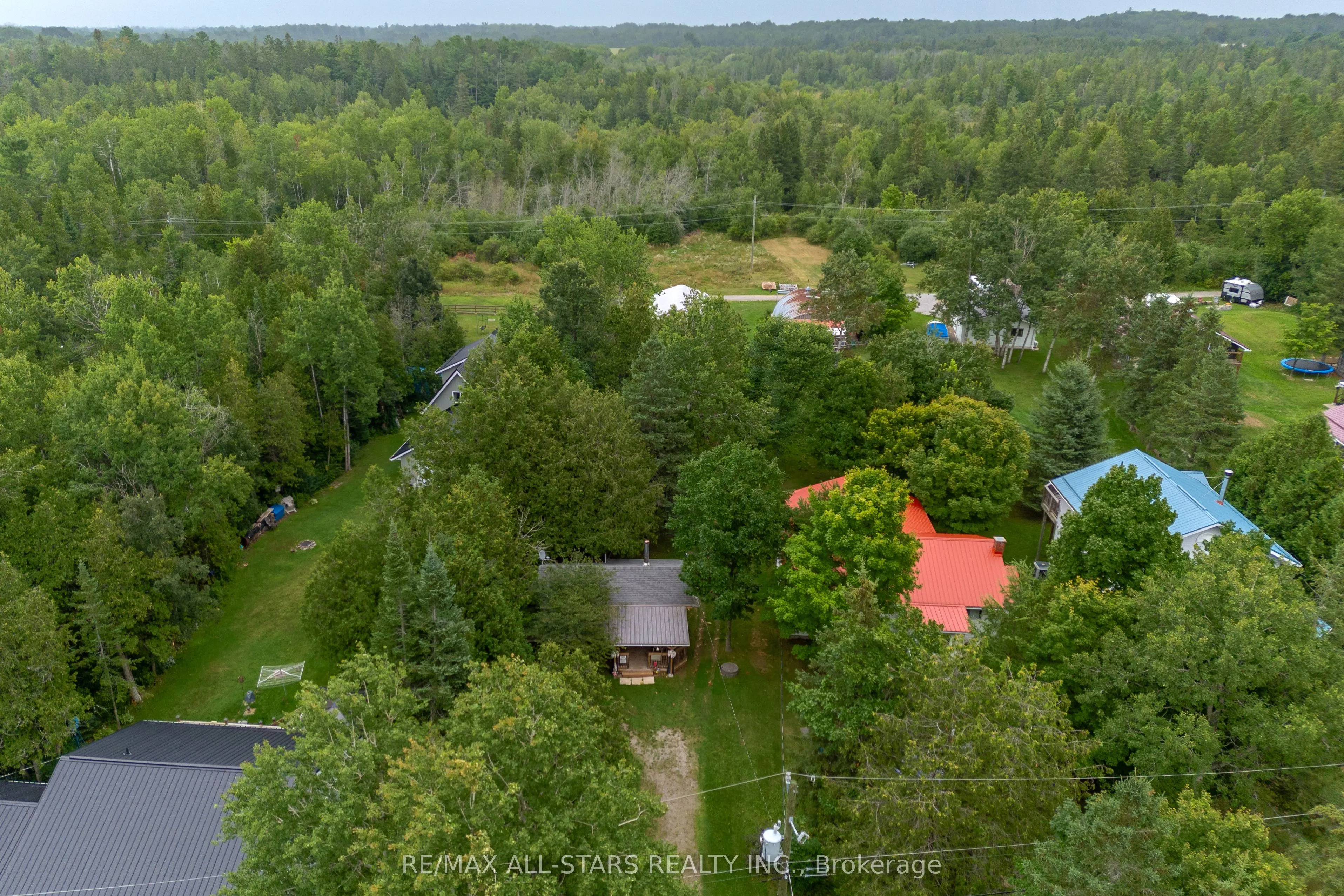93 Sturgeon Glen Road