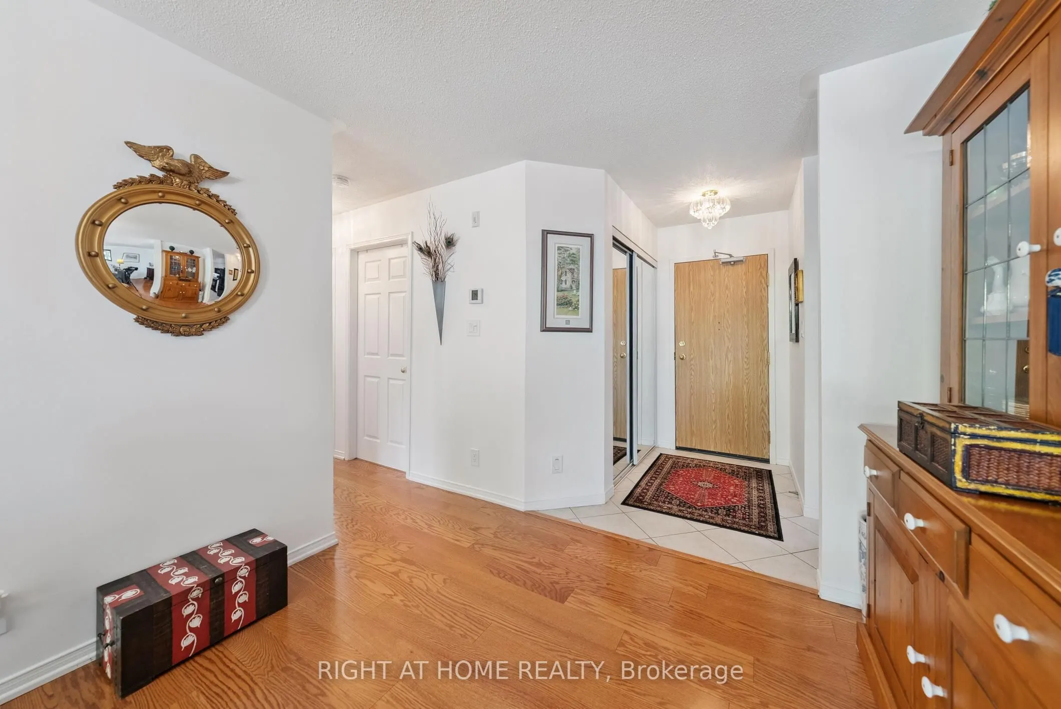 1099 Clonsilla Avenue, #122B