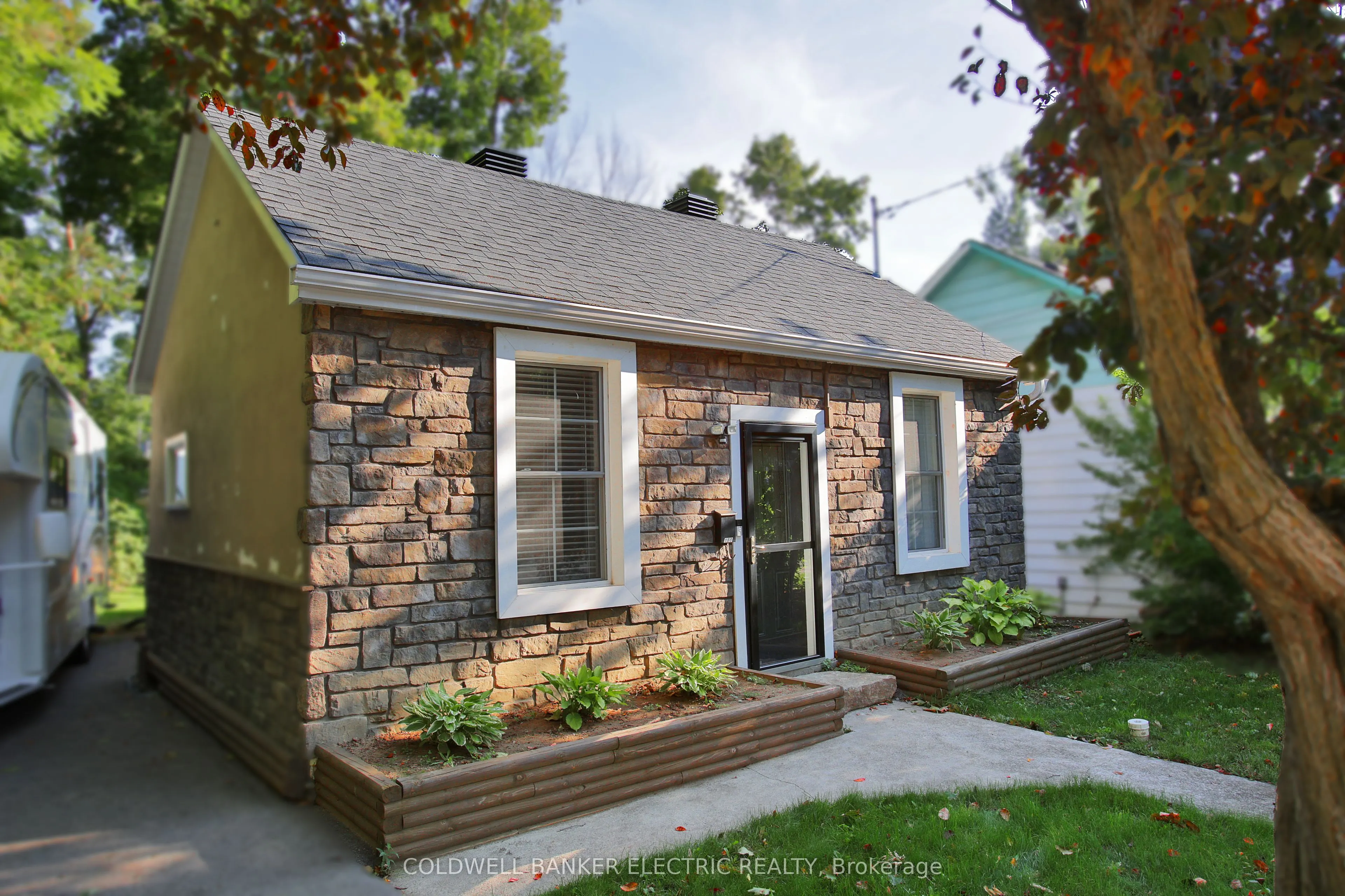 188 Antrim Street