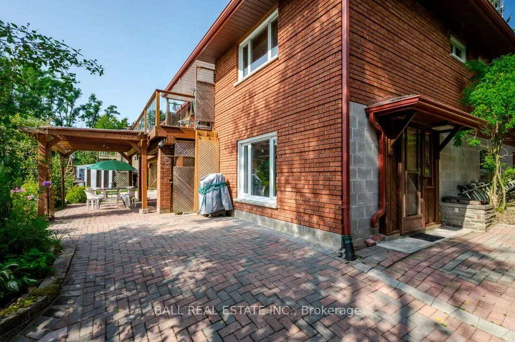 919 Skyline Road