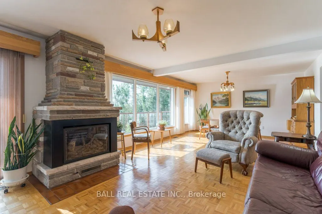 919 Skyline Road