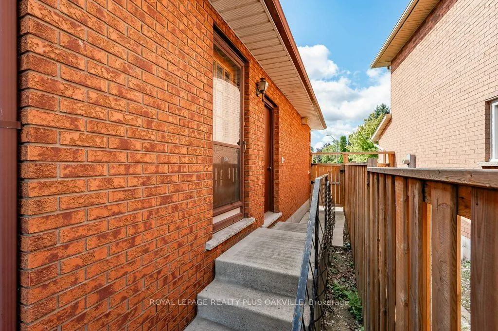 67 Horizon Court