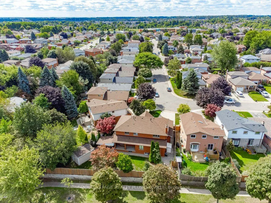 67 Horizon Court
