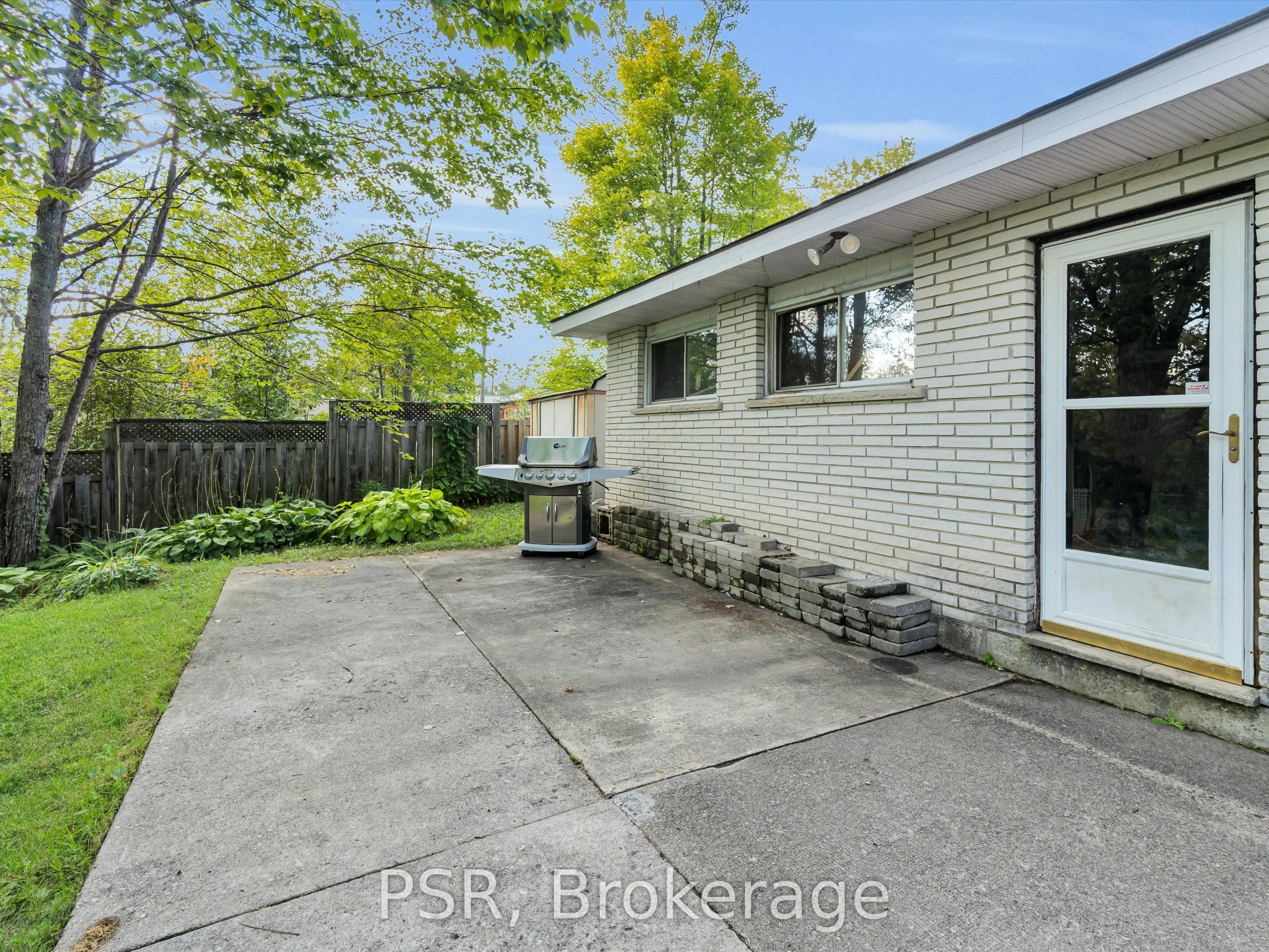 1016 Kahshe Lake Road S
