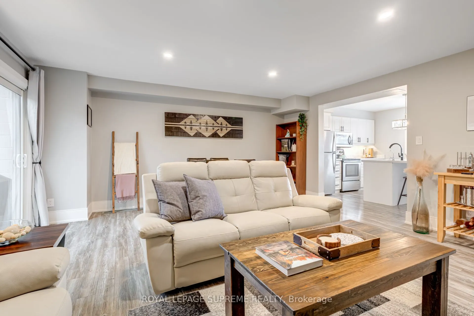 135 Chalmers Street S, #21