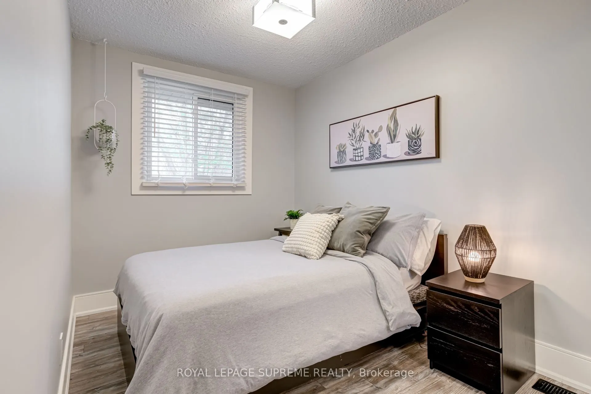 135 Chalmers Street S, #21