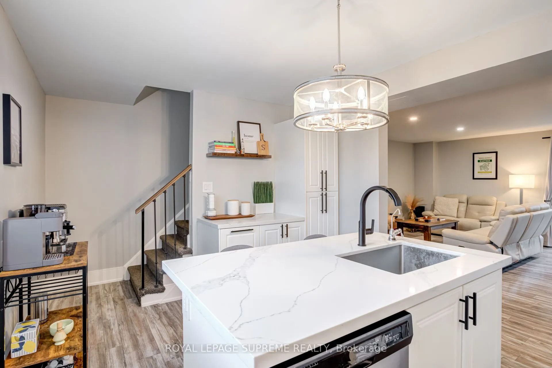 135 Chalmers Street S, #21