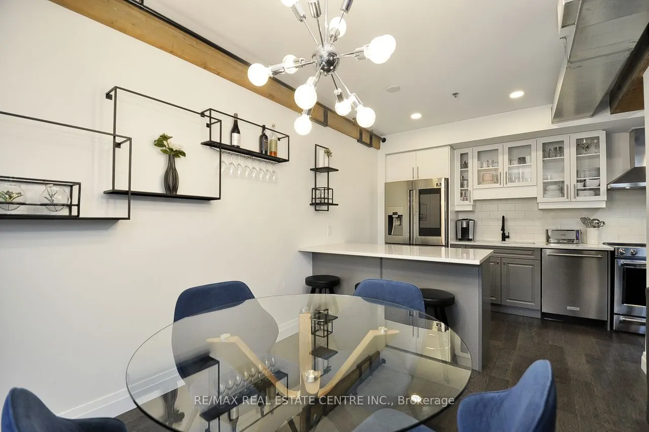 19 Guelph Avenue, #105