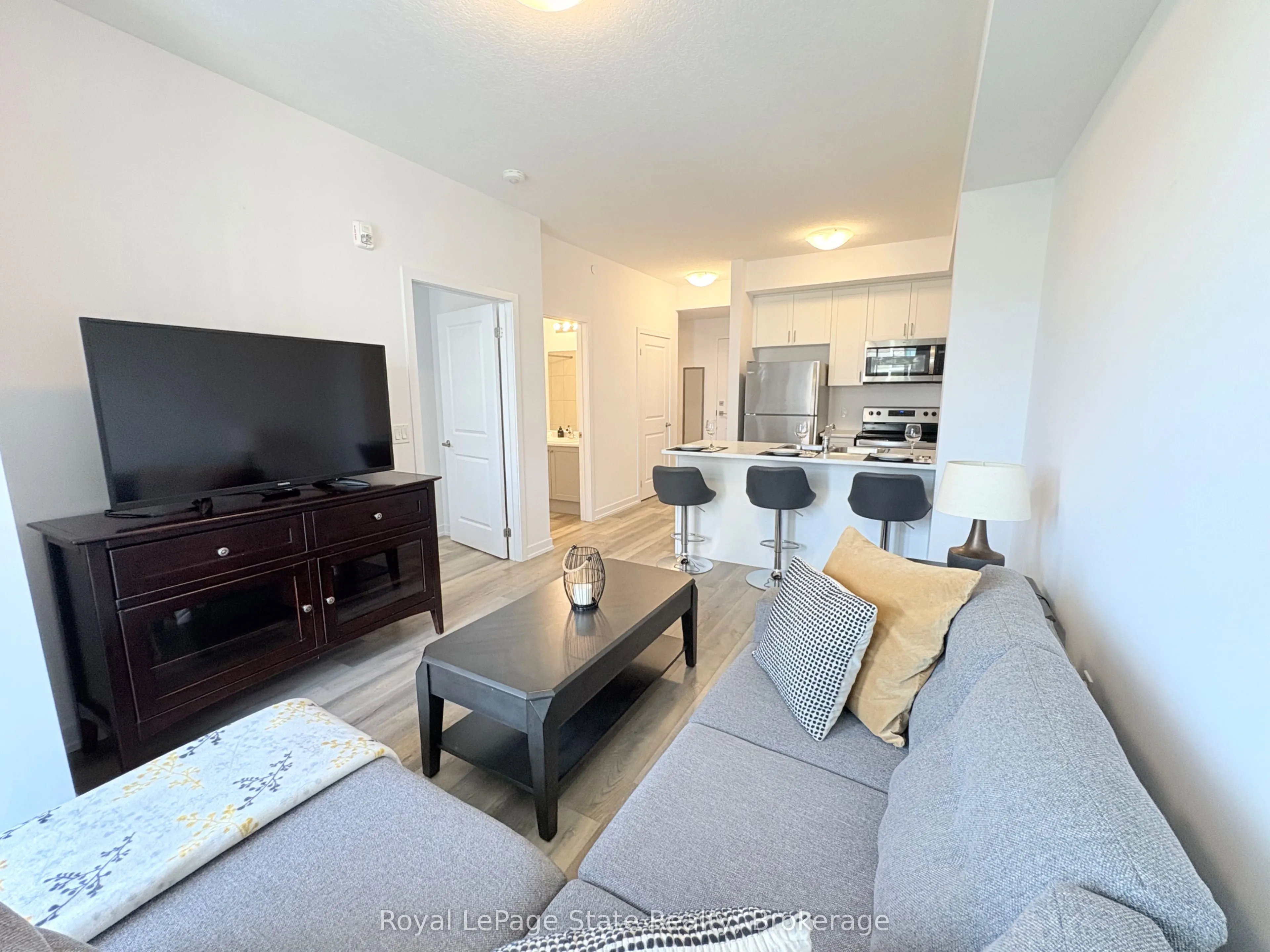 5055 Greenlane Road, #344